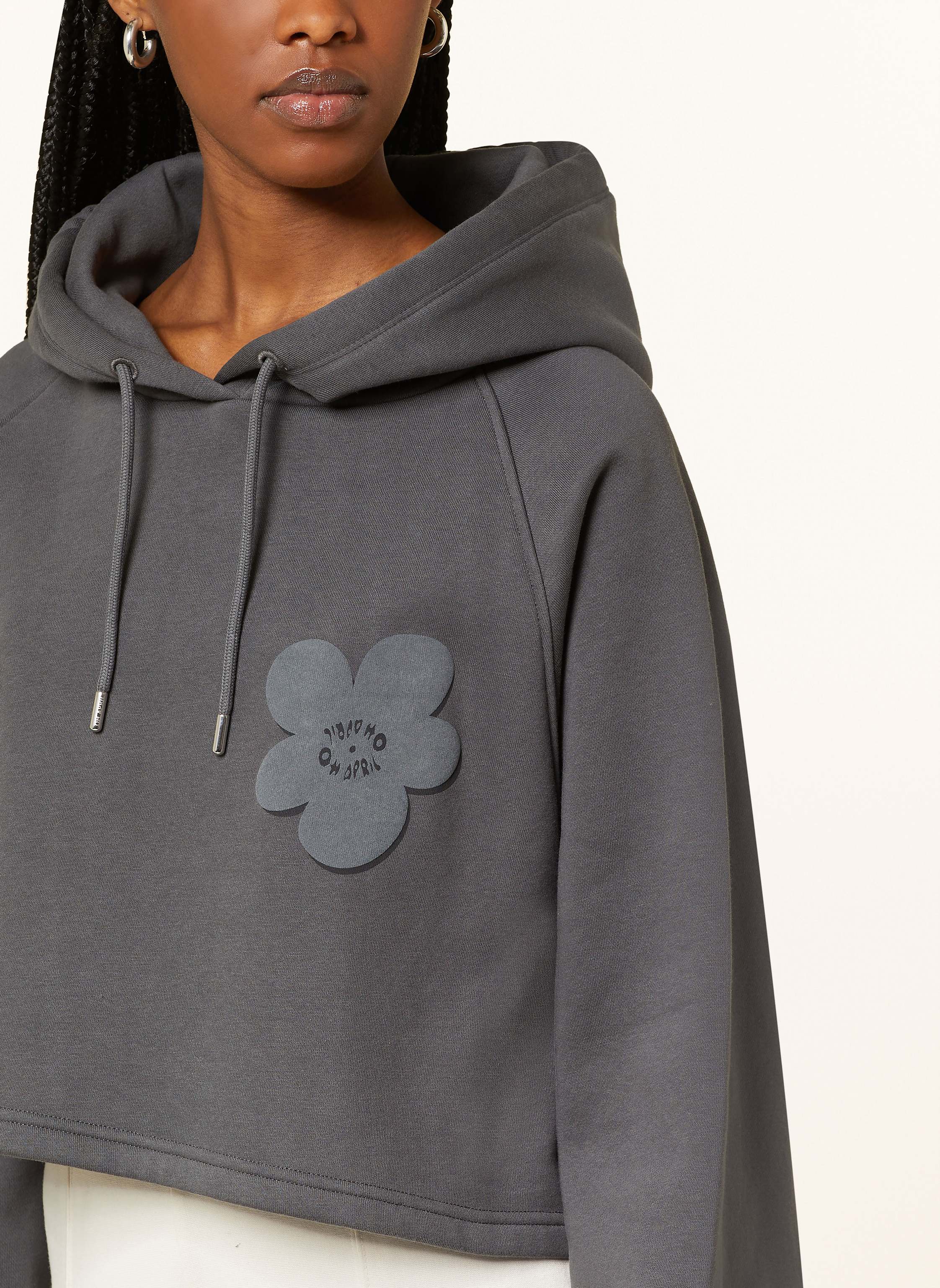 Thumbnail - Oh April Cropped-Hoodie Koa grau