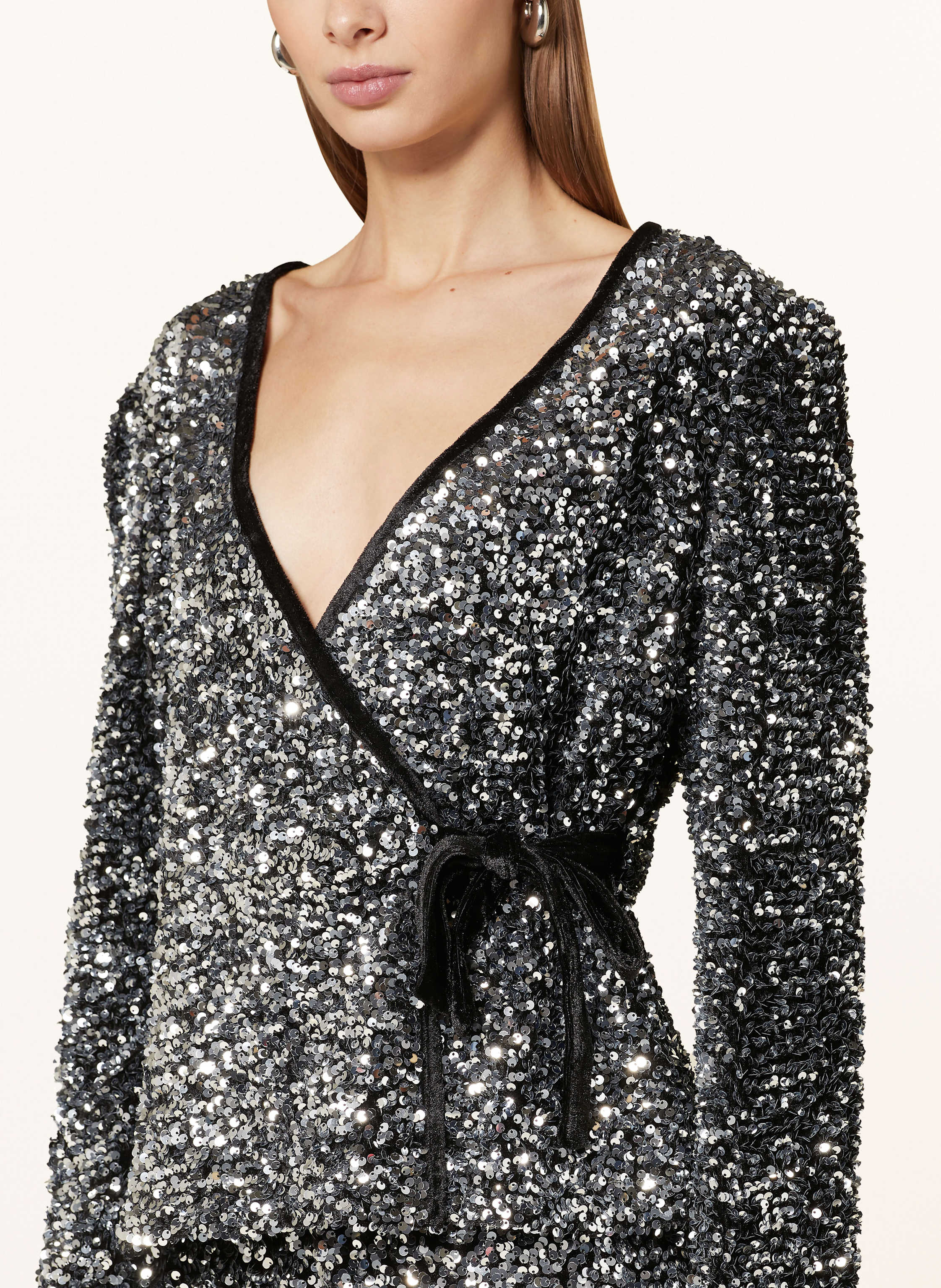 Thumbnail - Y.A.S. Wickelbluse Mit Pailletten silber