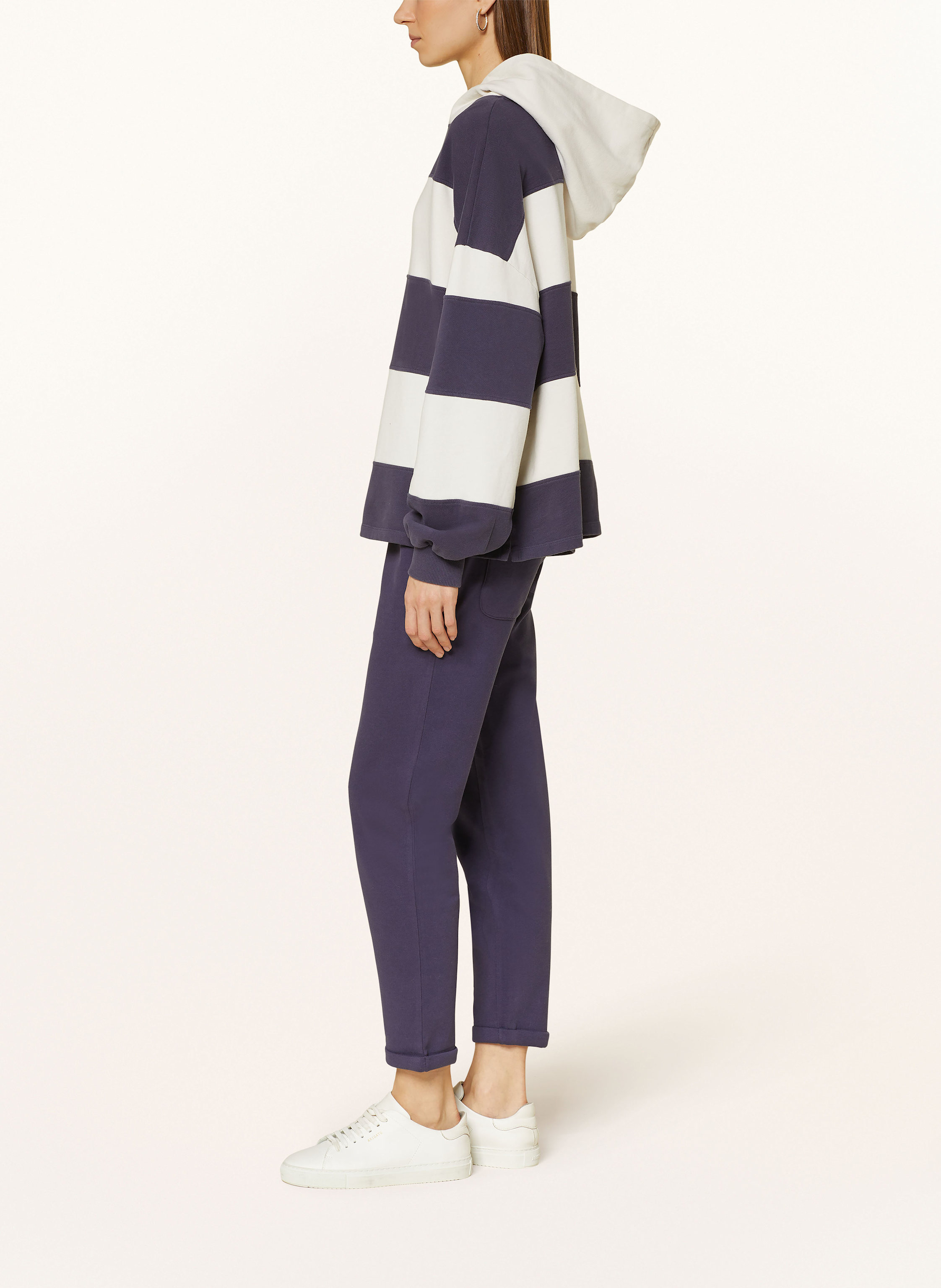 Thumbnail - Juvia Hoodie Caren blau