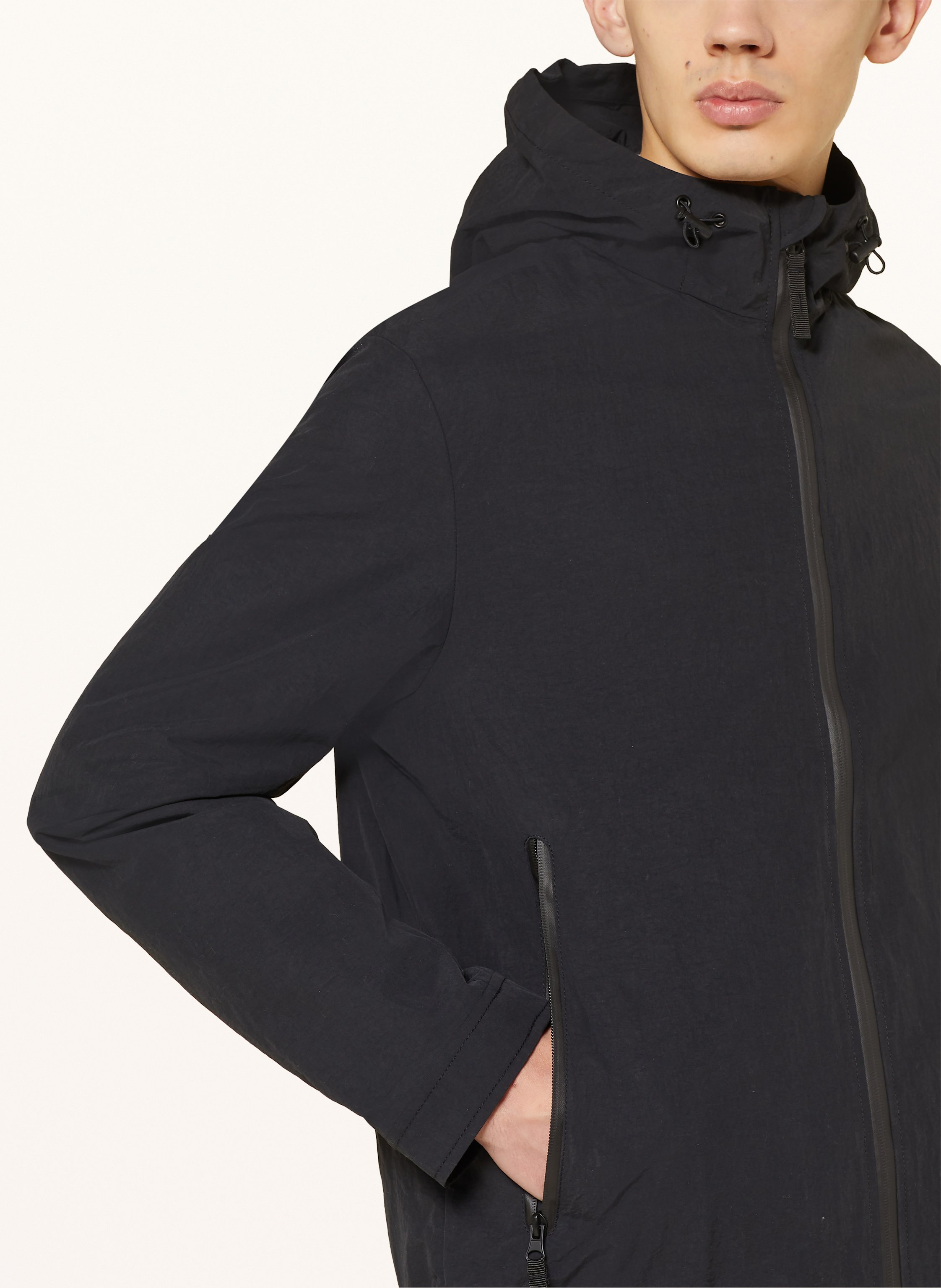 Thumbnail - Paul Jacke schwarz