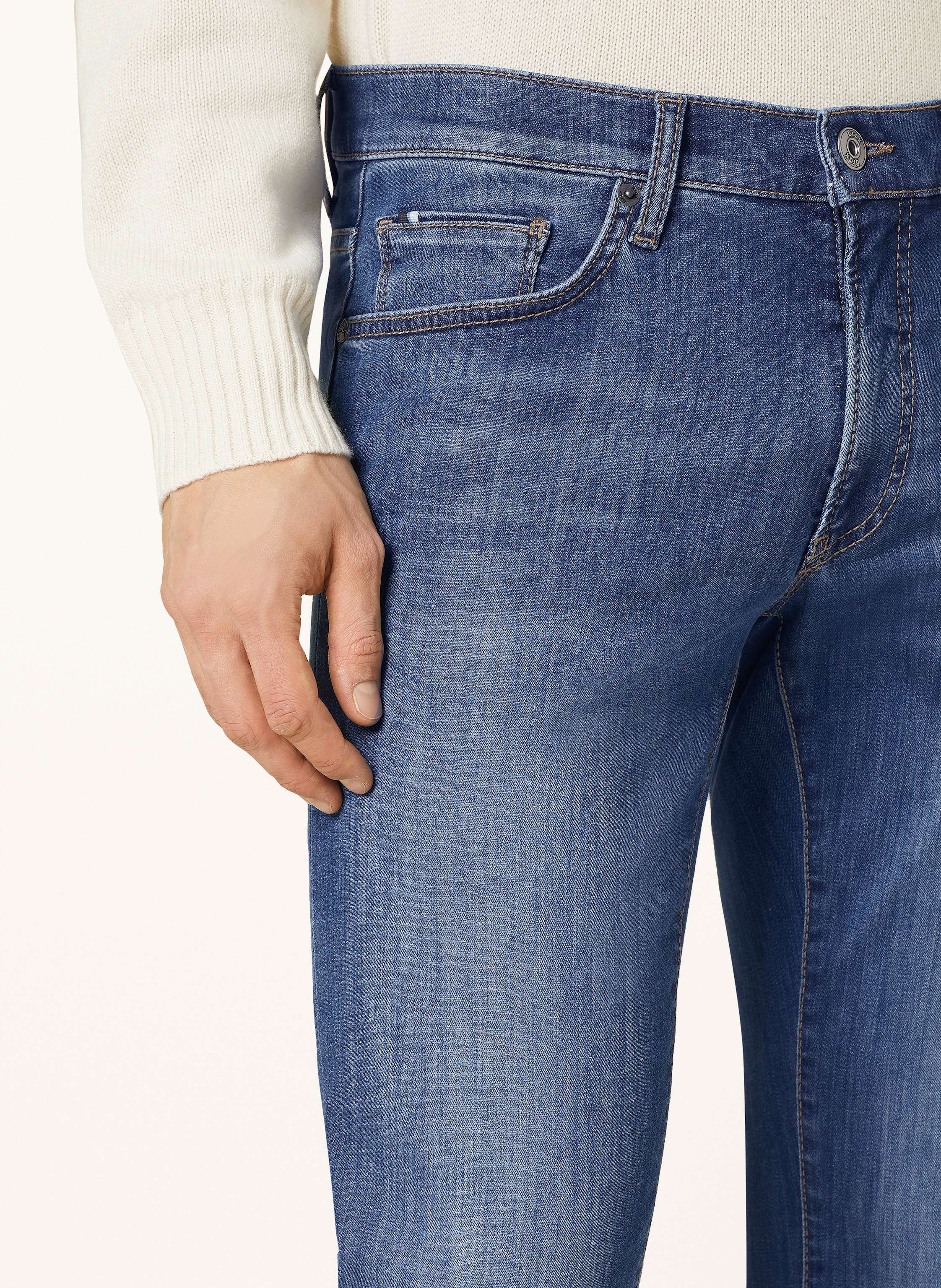 Thumbnail - Brax Jeans Chuck Modern Fit blau