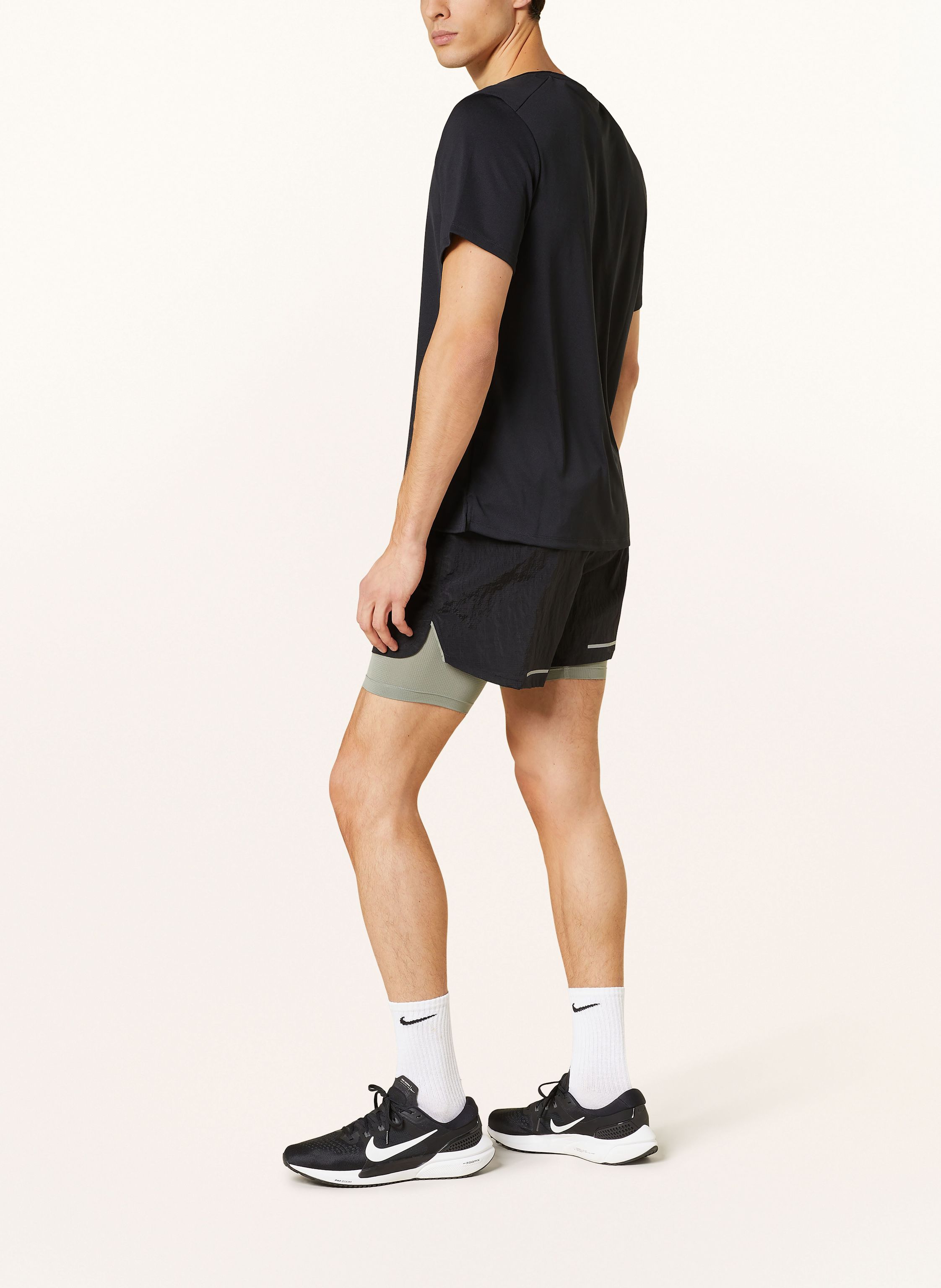 Thumbnail - Nike 2-In-1-Laufshorts Stride Running Division schwarz