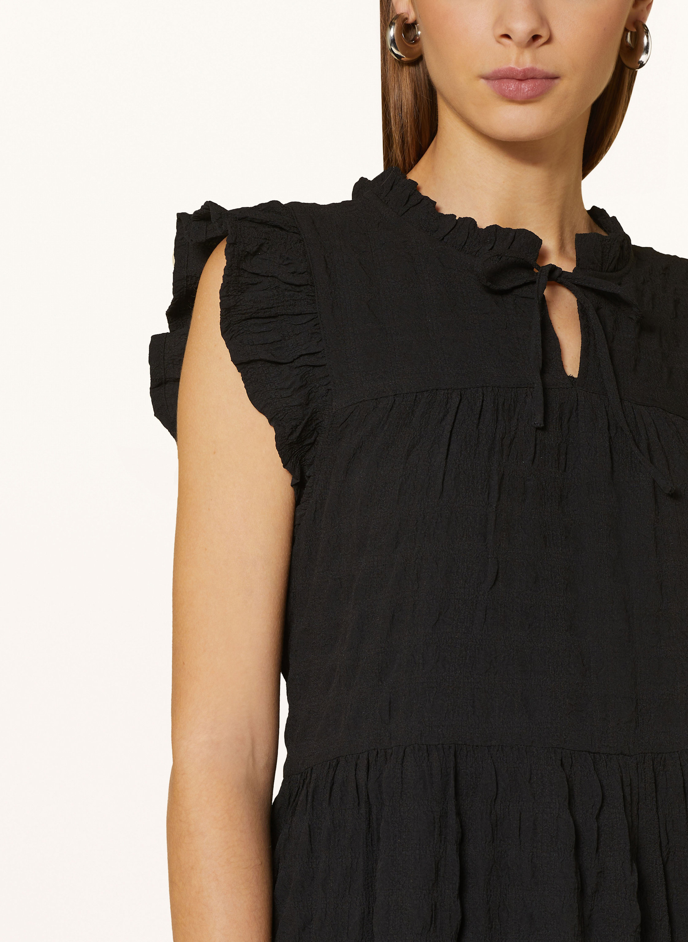 Thumbnail - Part Two Kleid Gimalinapw Mit Rüschen schwarz