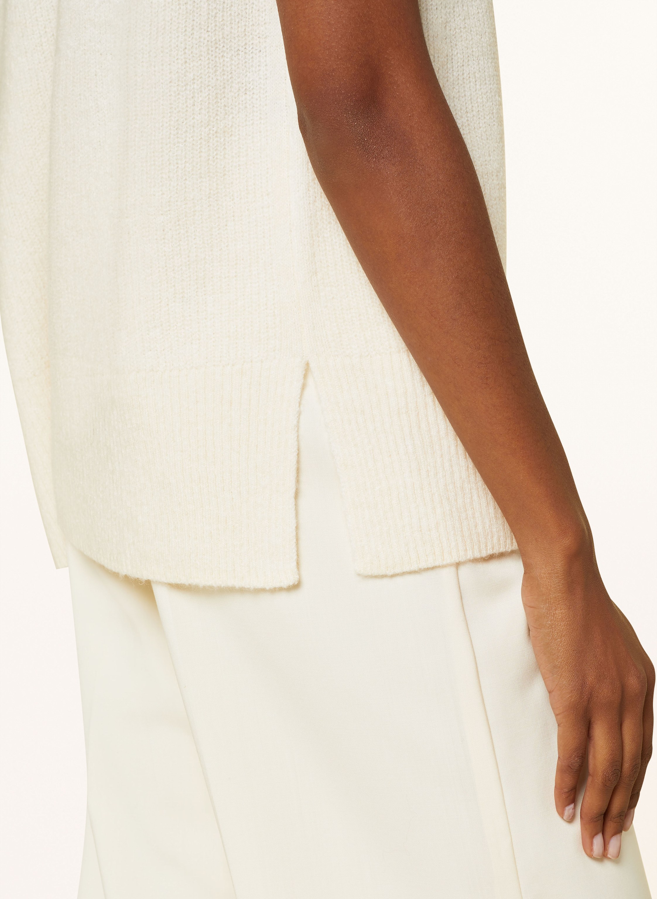 Thumbnail - Phase Eight Stricktop Ginny weiss