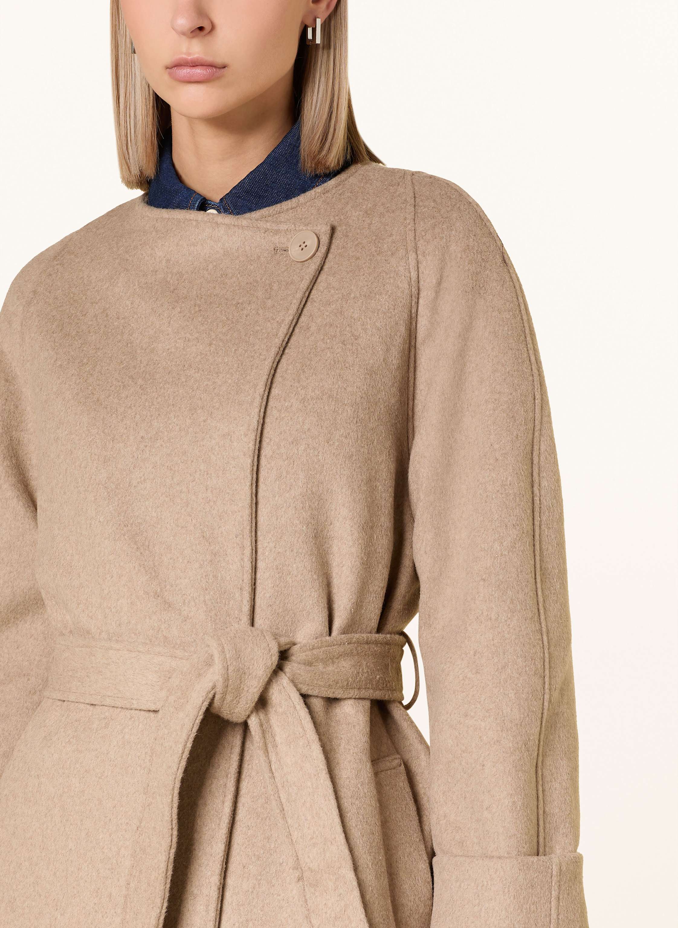 Thumbnail - Phase Eight Mantel Aoife beige