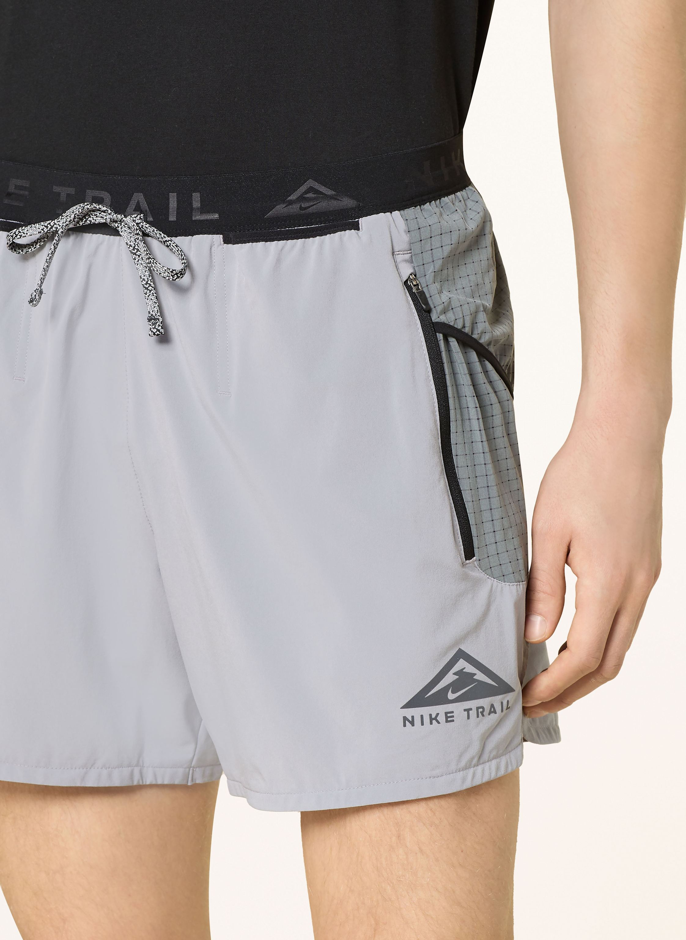 Thumbnail - Nike 2-In-1-Laufshorts Trail Second Sunrise grau