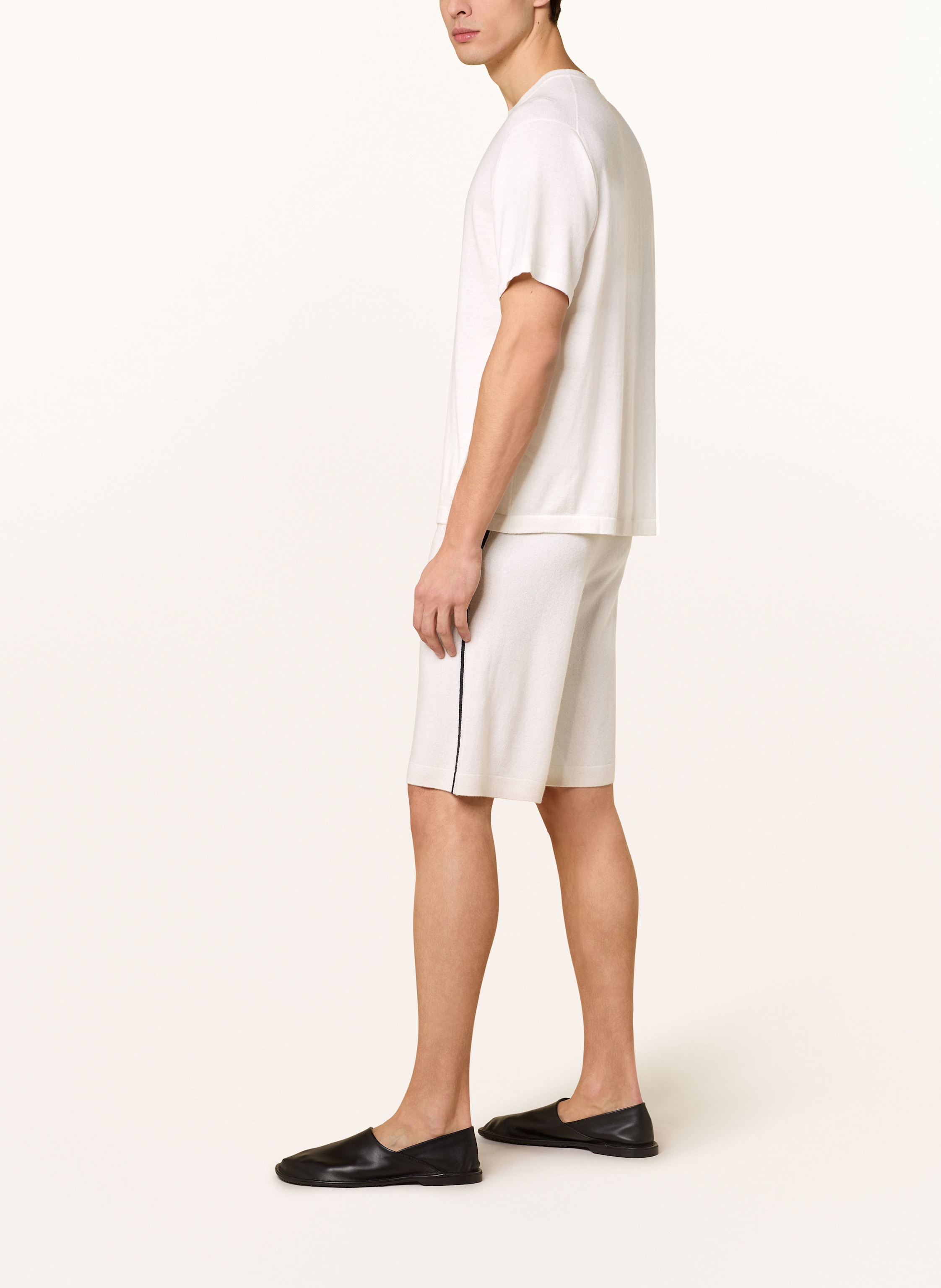 Thumbnail - Lisa Yang Strickshorts Ollie Aus Cashmere Mit Galonstreifen weiss