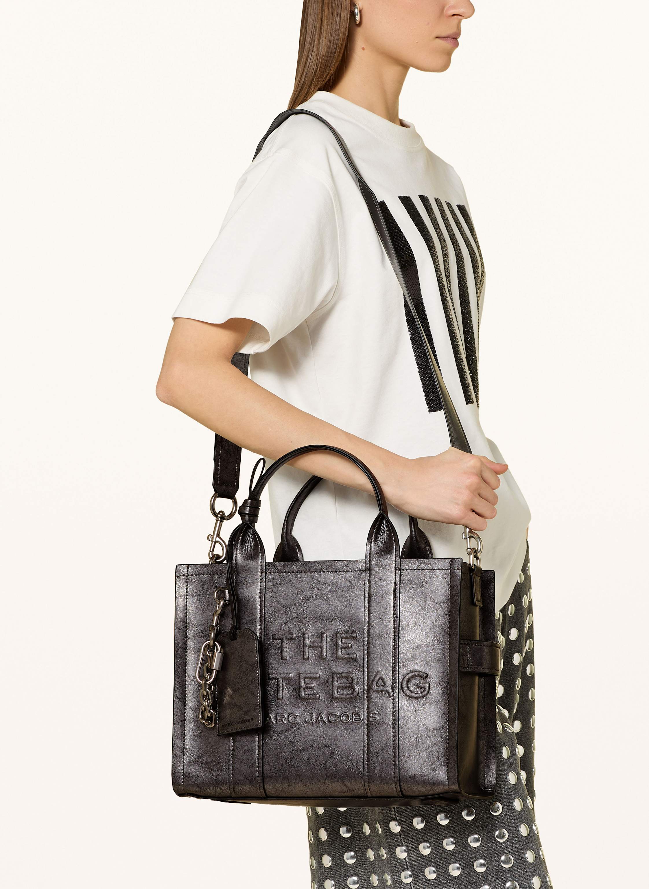 Thumbnail - Marc Jacobs Handtasche The Crinkle Leather Medium Tote Bag schwarz