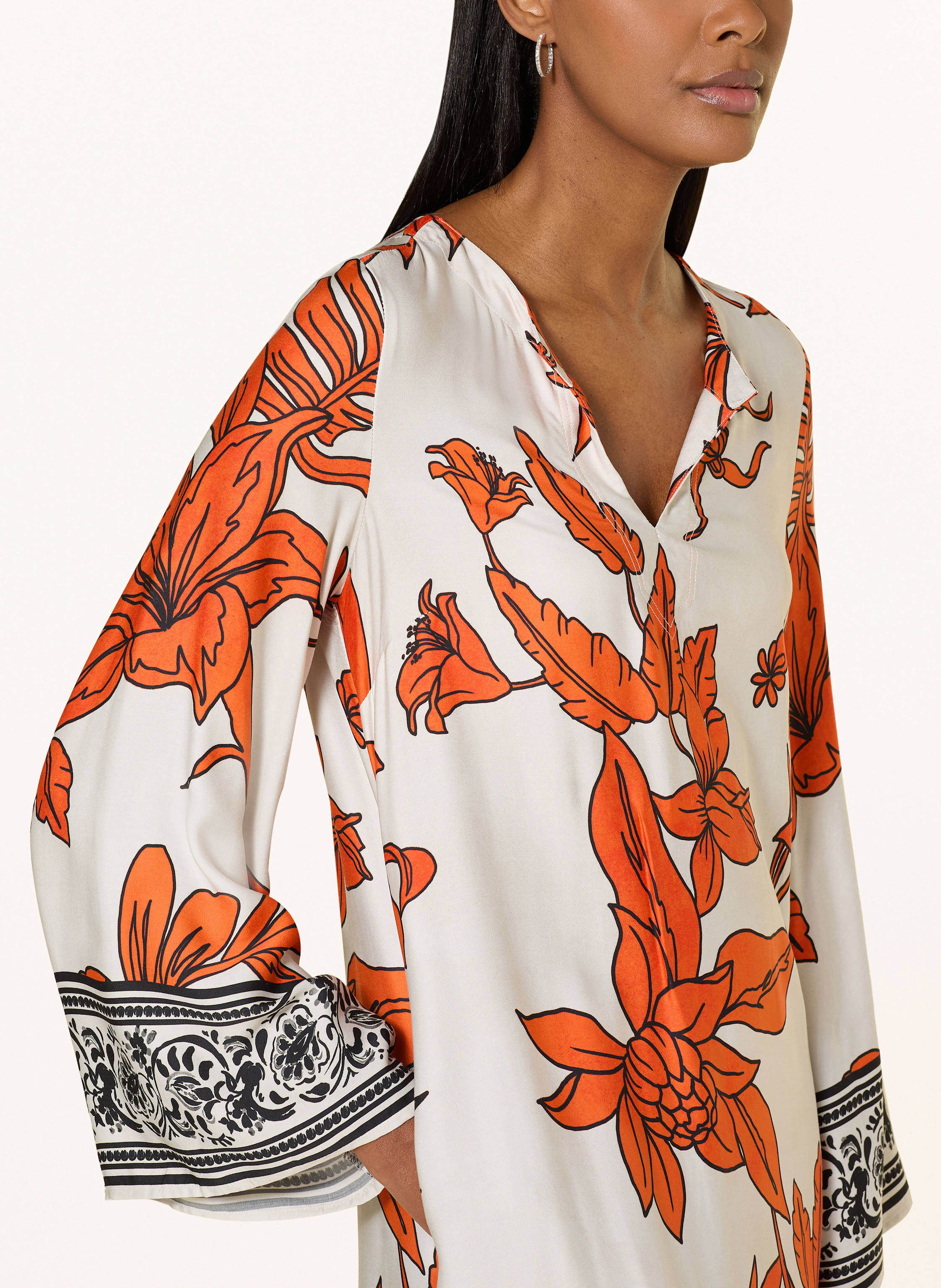 Thumbnail - Emily Van Den Bergh Satinkleid orange