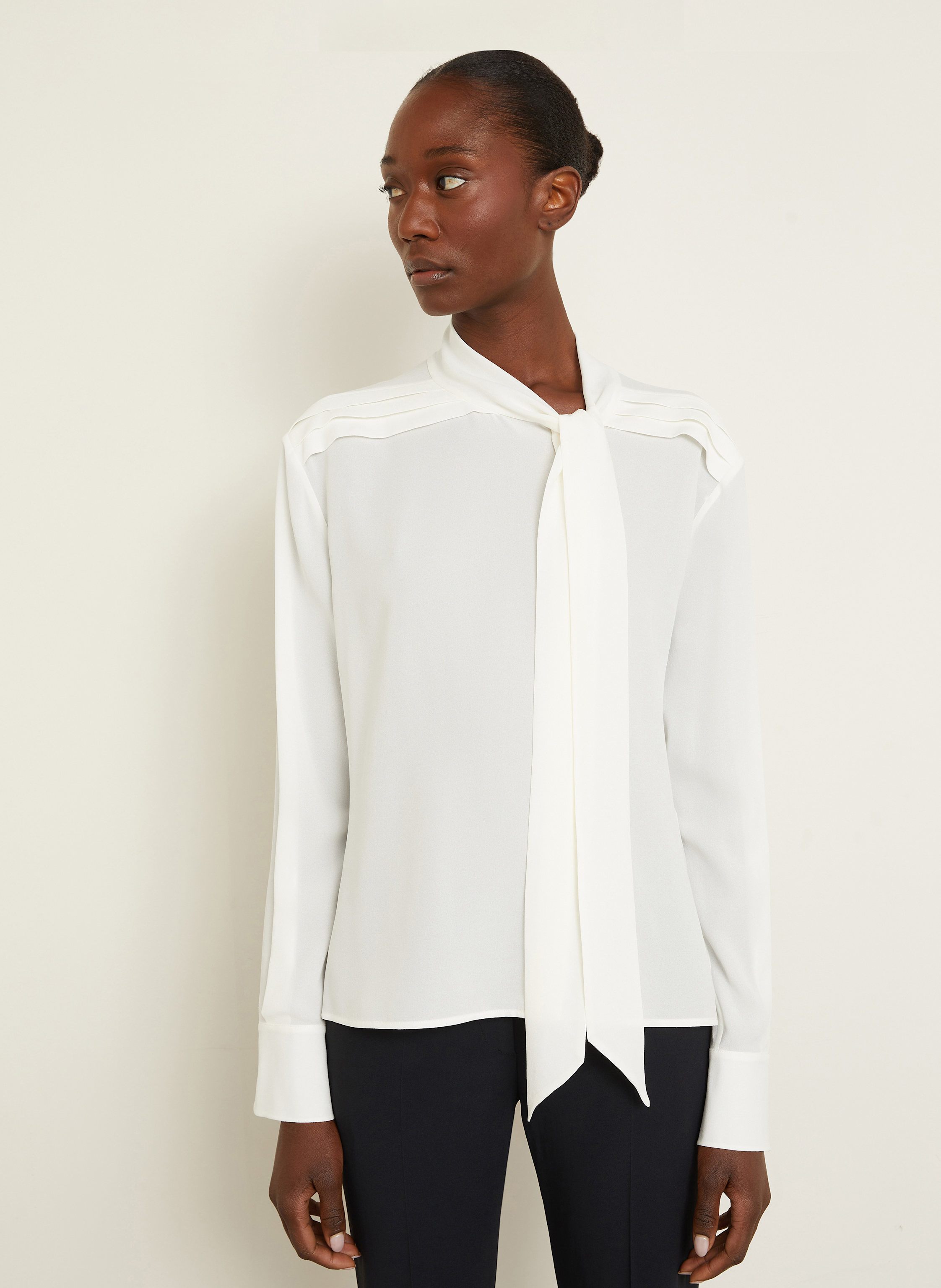Thumbnail - Mcqueen Seidenbluse Mit Schluppe weiss