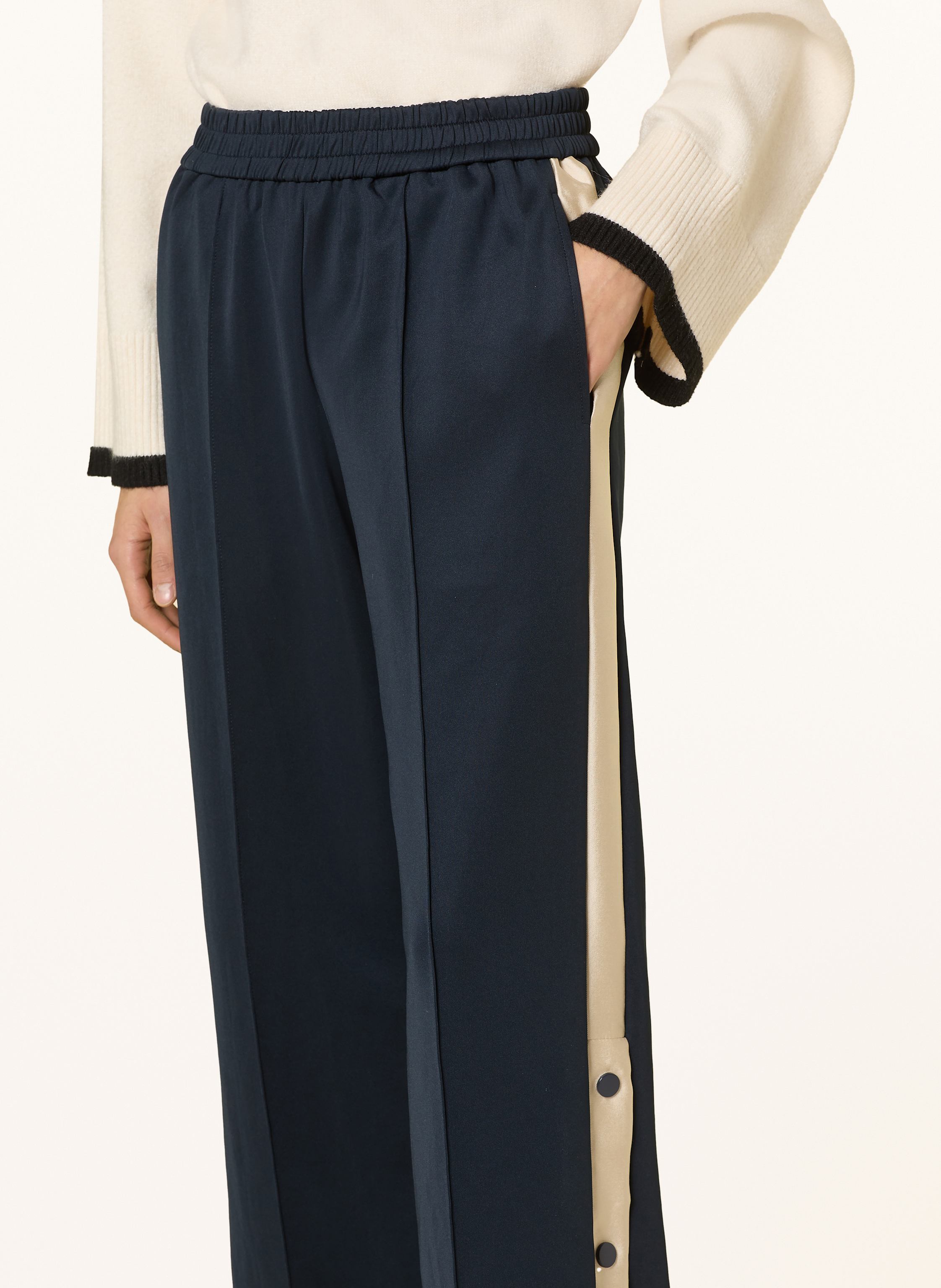 Thumbnail - Neo Noir Hose Puggy Im Jogging-Stil blau