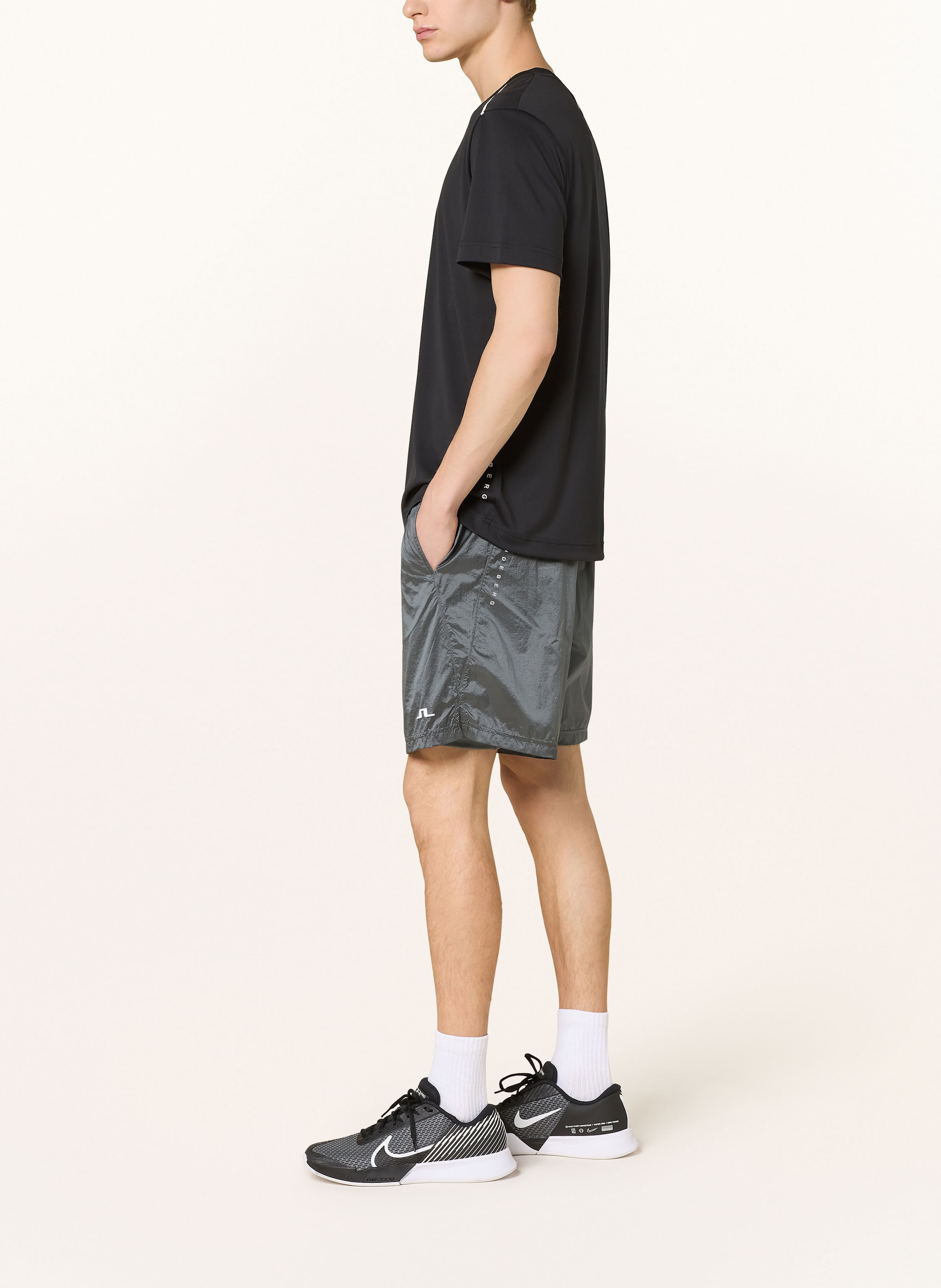 Thumbnail - J.Lindeberg 2-In-1-Tennisshorts grau