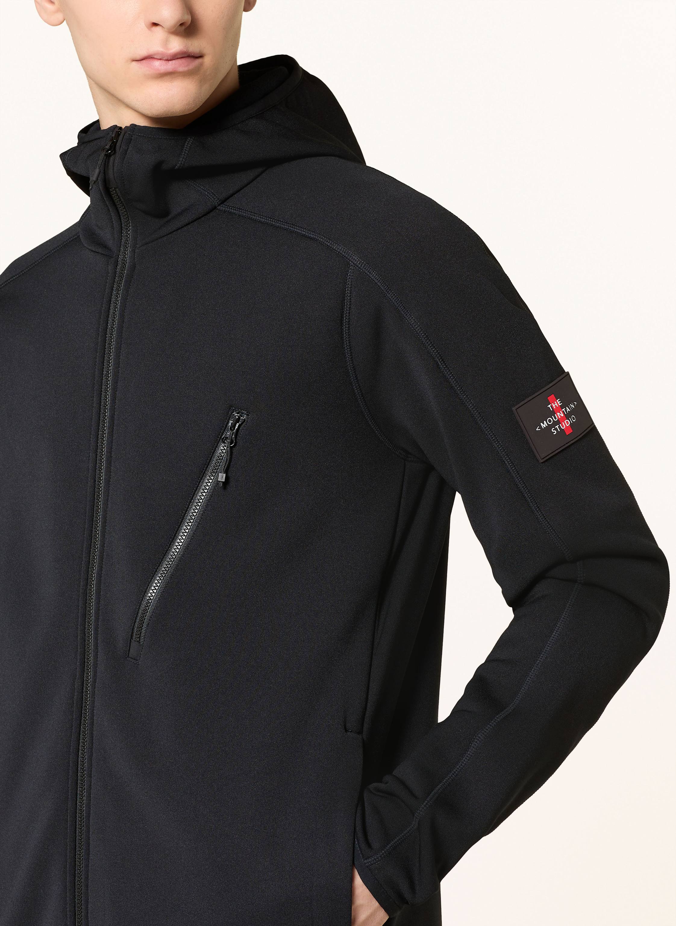 Thumbnail - The Mountain Studio Midlayer-Jacke M-7 schwarz
