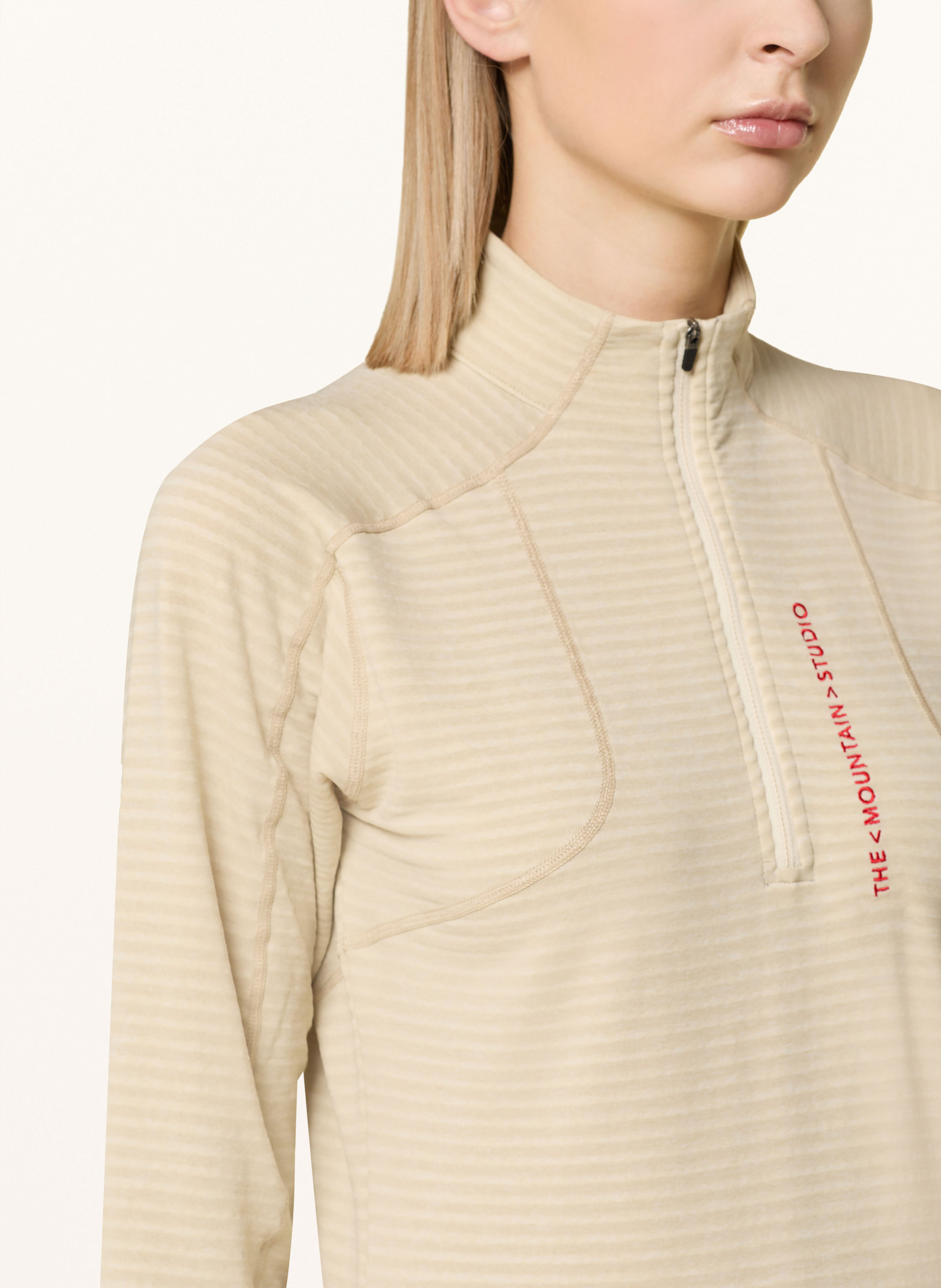 Thumbnail - The Mountain Studio Midlayer beige