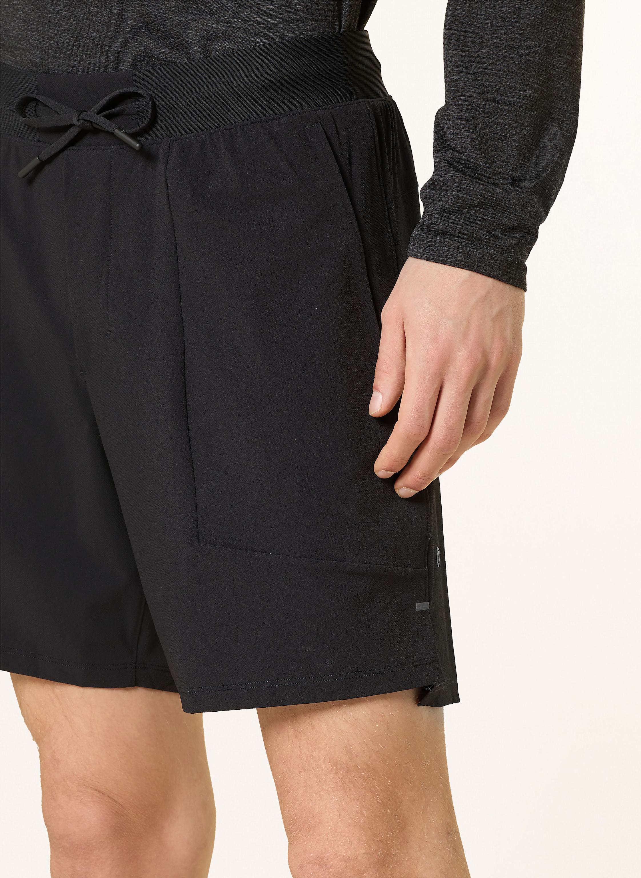 Thumbnail - Lululemon 2-In-1-Trainingsshorts License To Train 7 In schwarz