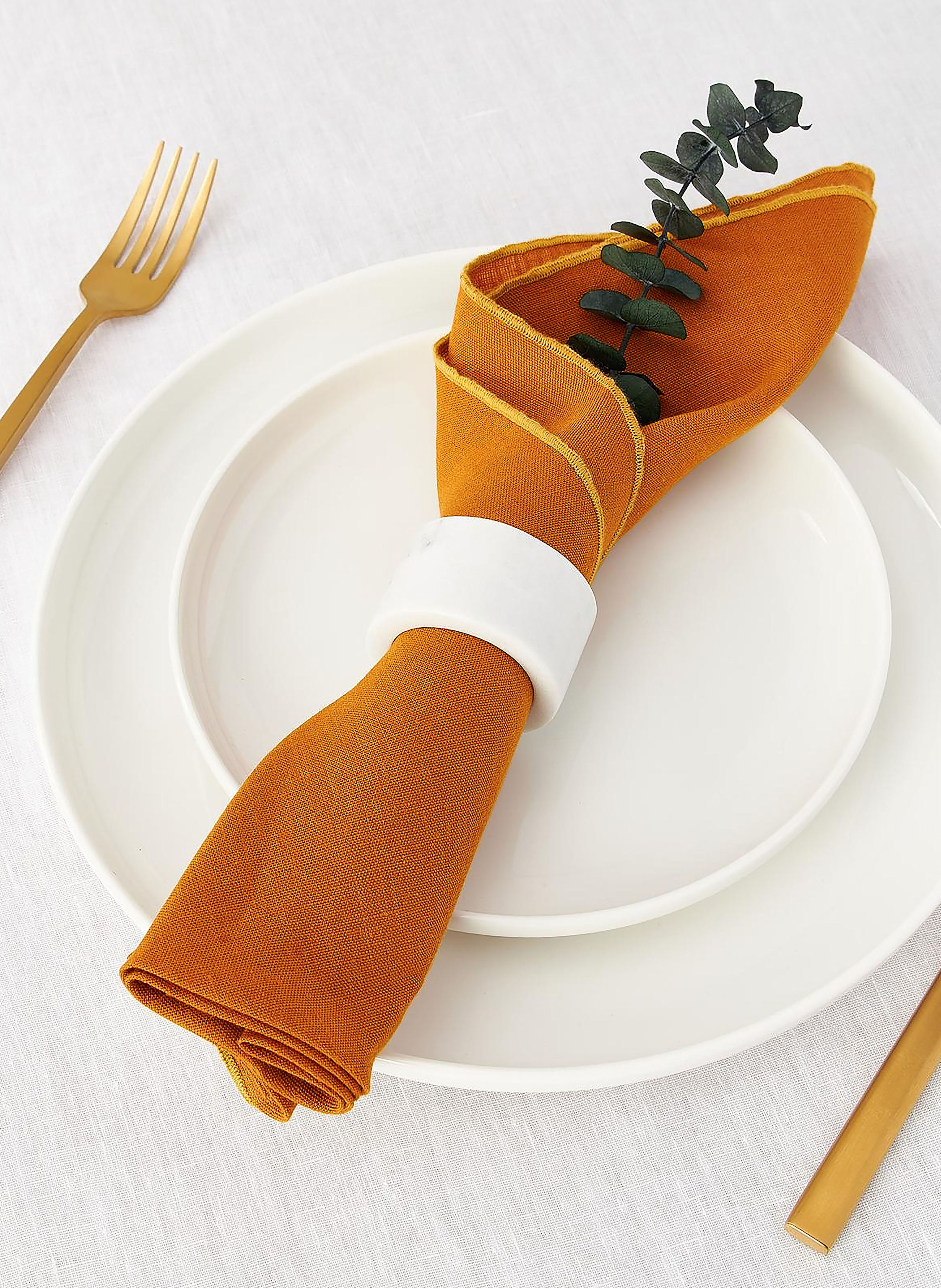 Thumbnail - Westwing Collection 4er-Set Stoff-Servietten Kennedy Aus Leinen orange