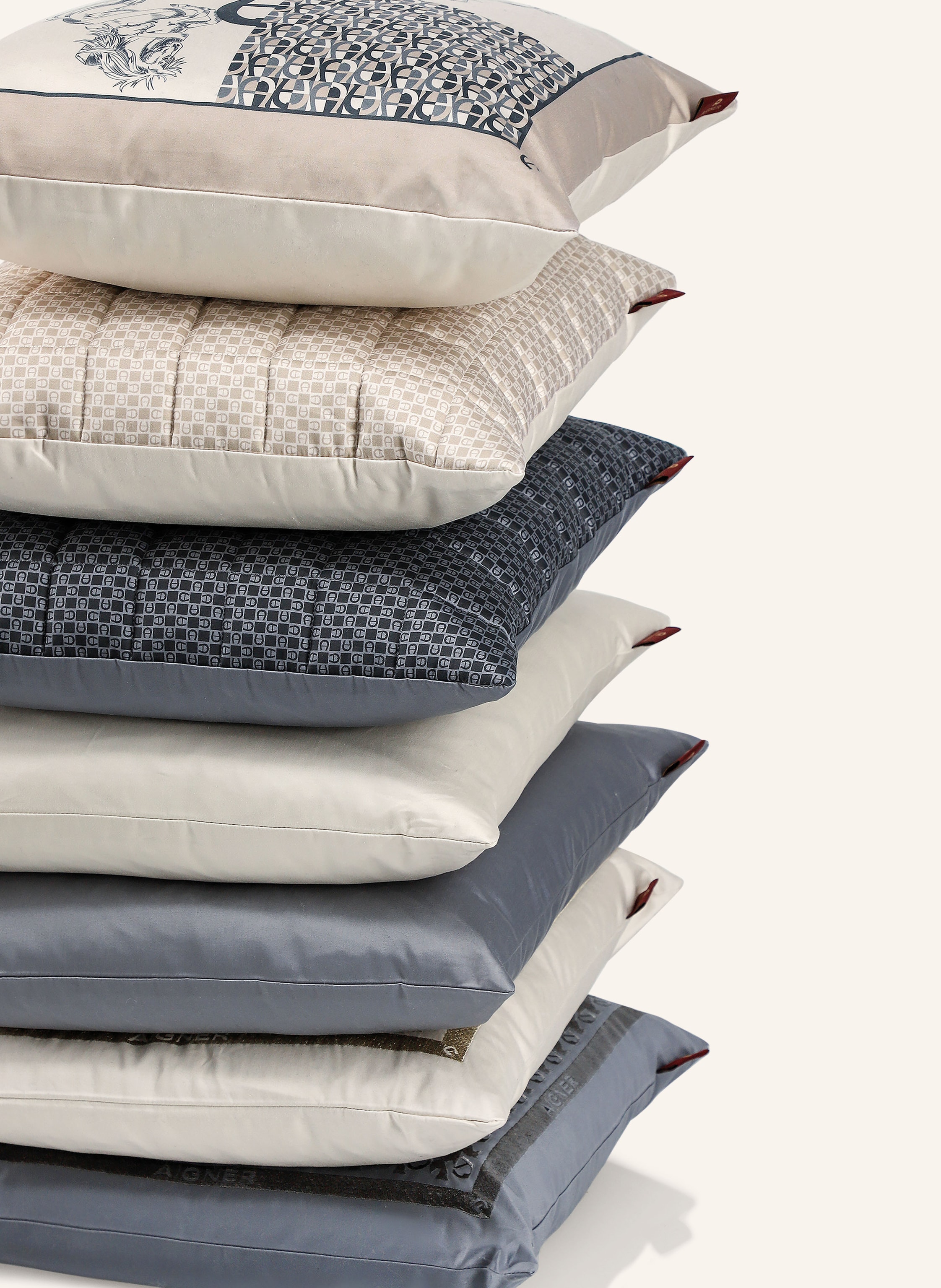 Thumbnail - Aigner Dekokissenhülle A-Mira beige