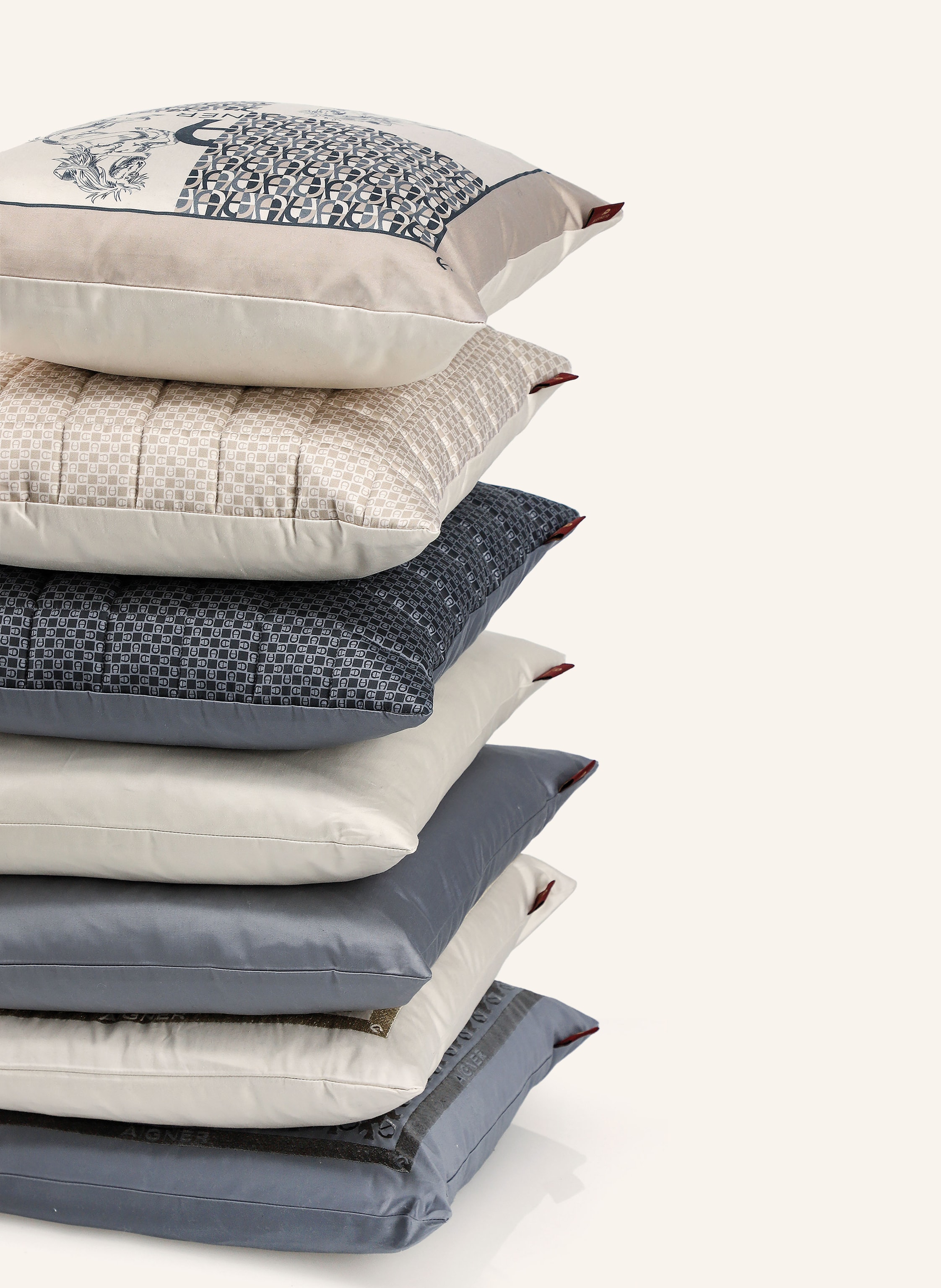 Thumbnail - Aigner Dekokissenhülle Minimal beige