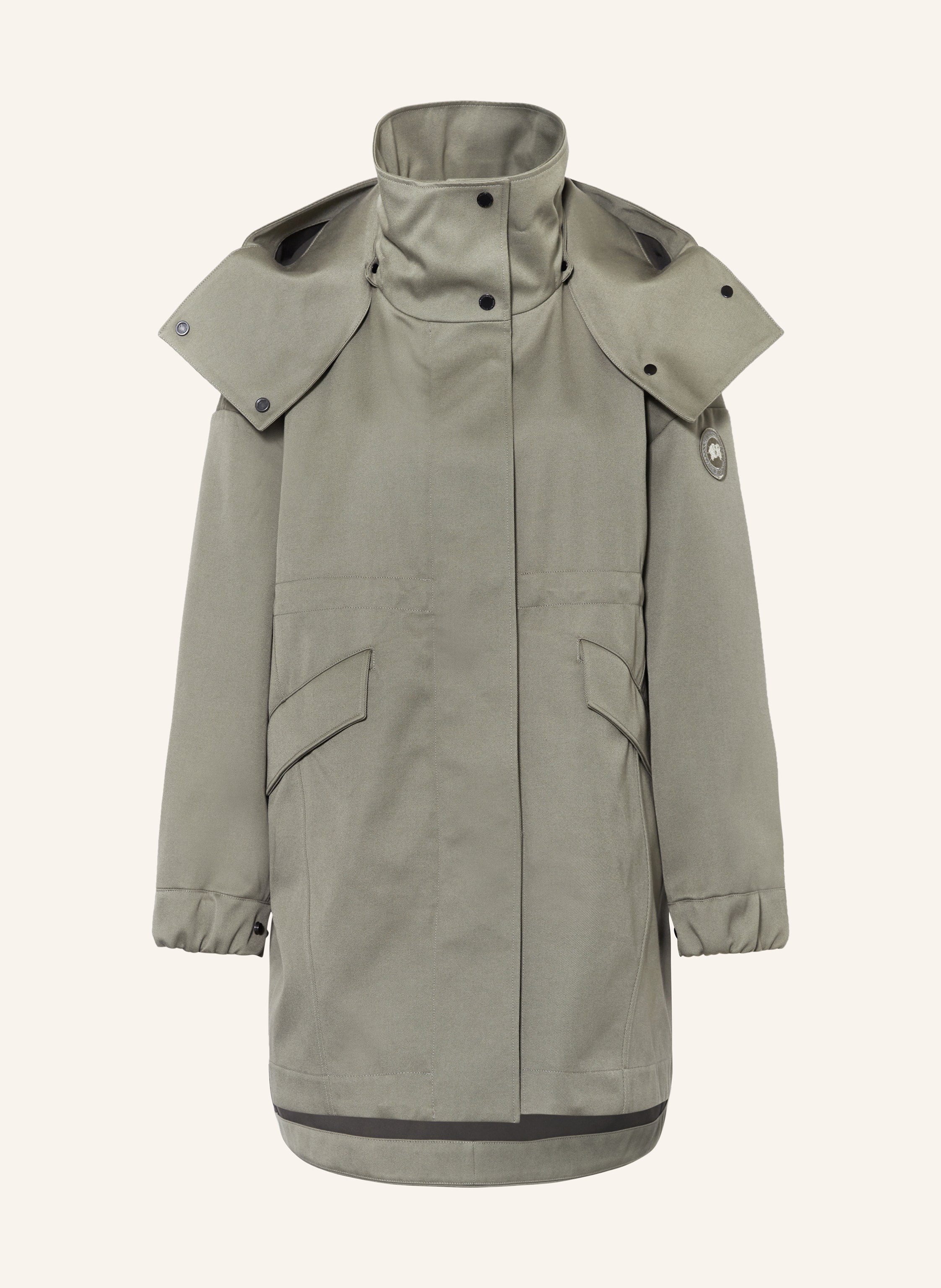 Canada goose vs woolrich nike top