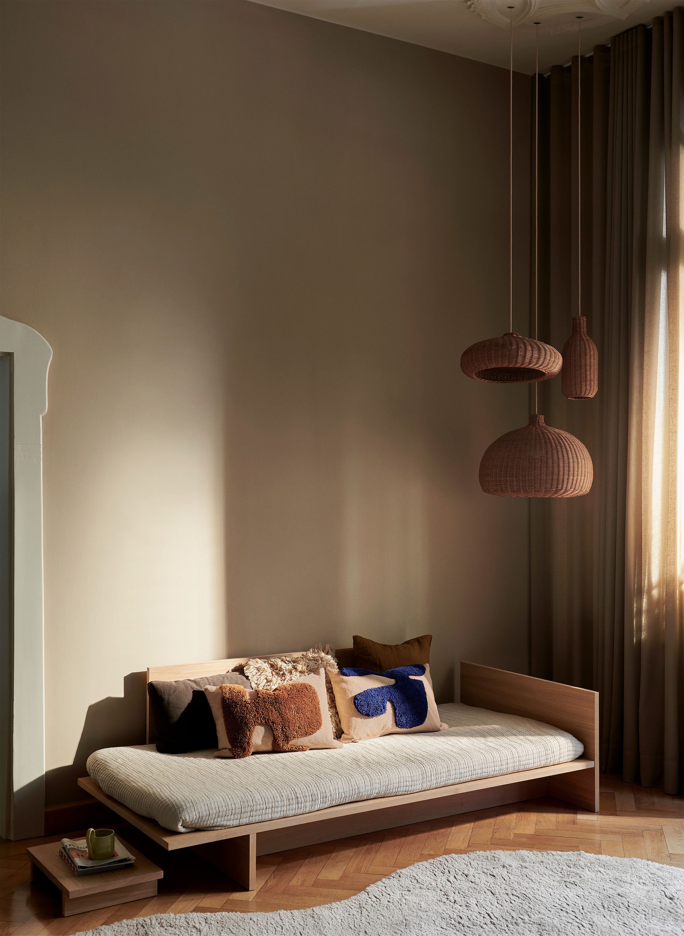 Thumbnail - Ferm Living Dekokissen Lay Mit Daunenfüllung beige