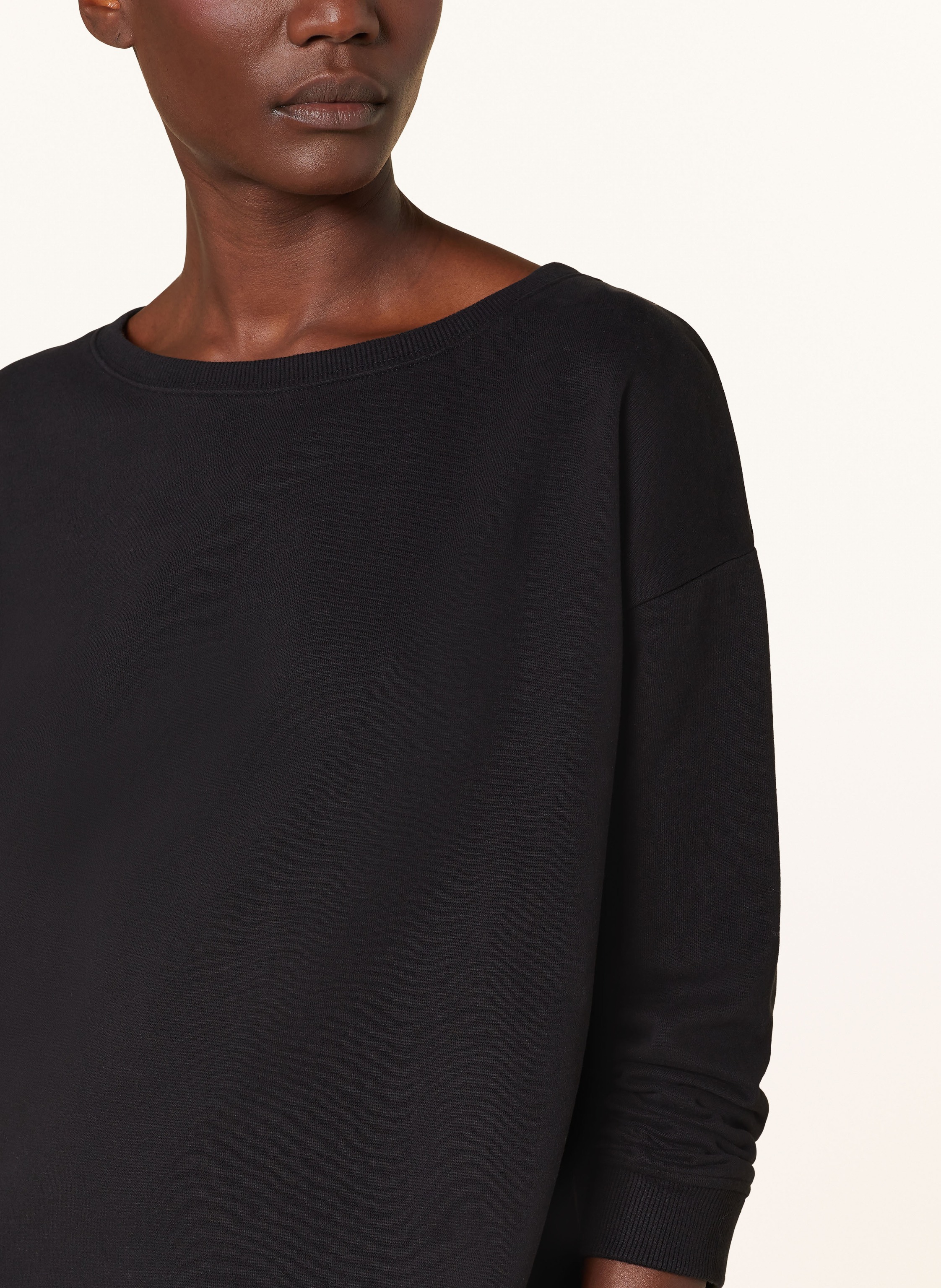Juvia Oversized-Sweatshirt Sina schwarz – Bild 2