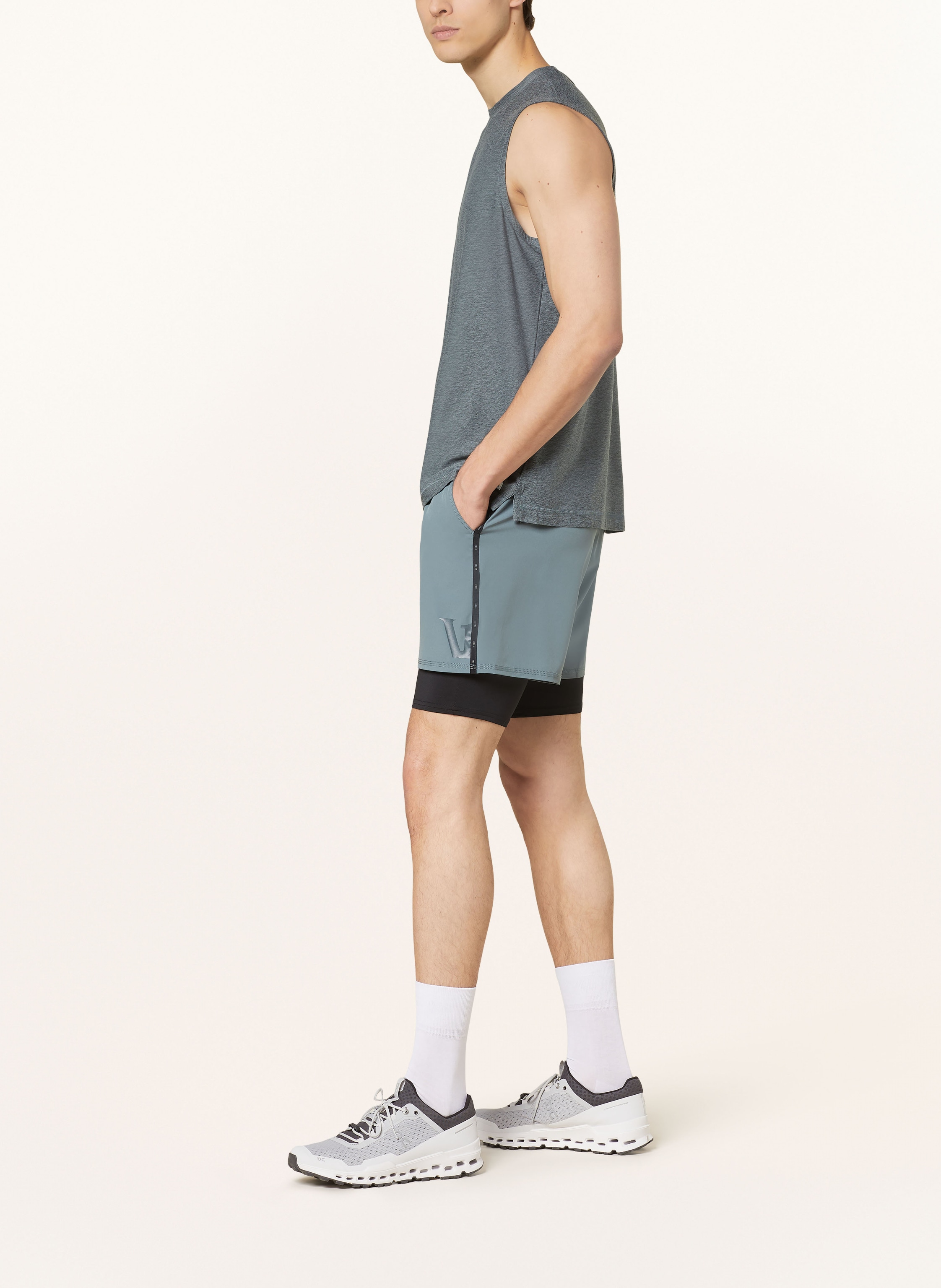 Thumbnail - Vuori 2-In-1-Trainingsshorts Fullerton gruen