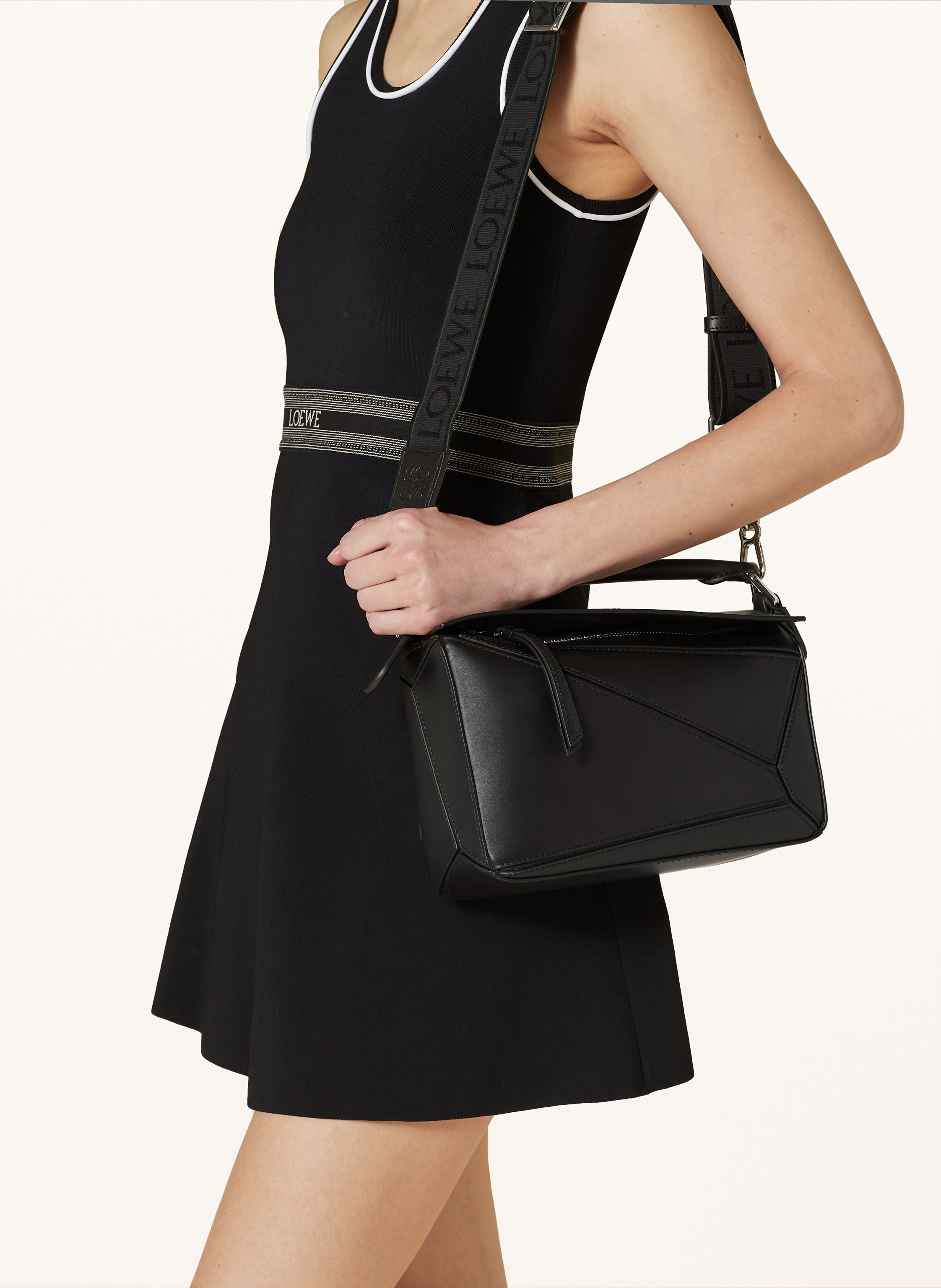 Thumbnail - Loewe Handtasche Puzzle Small schwarz