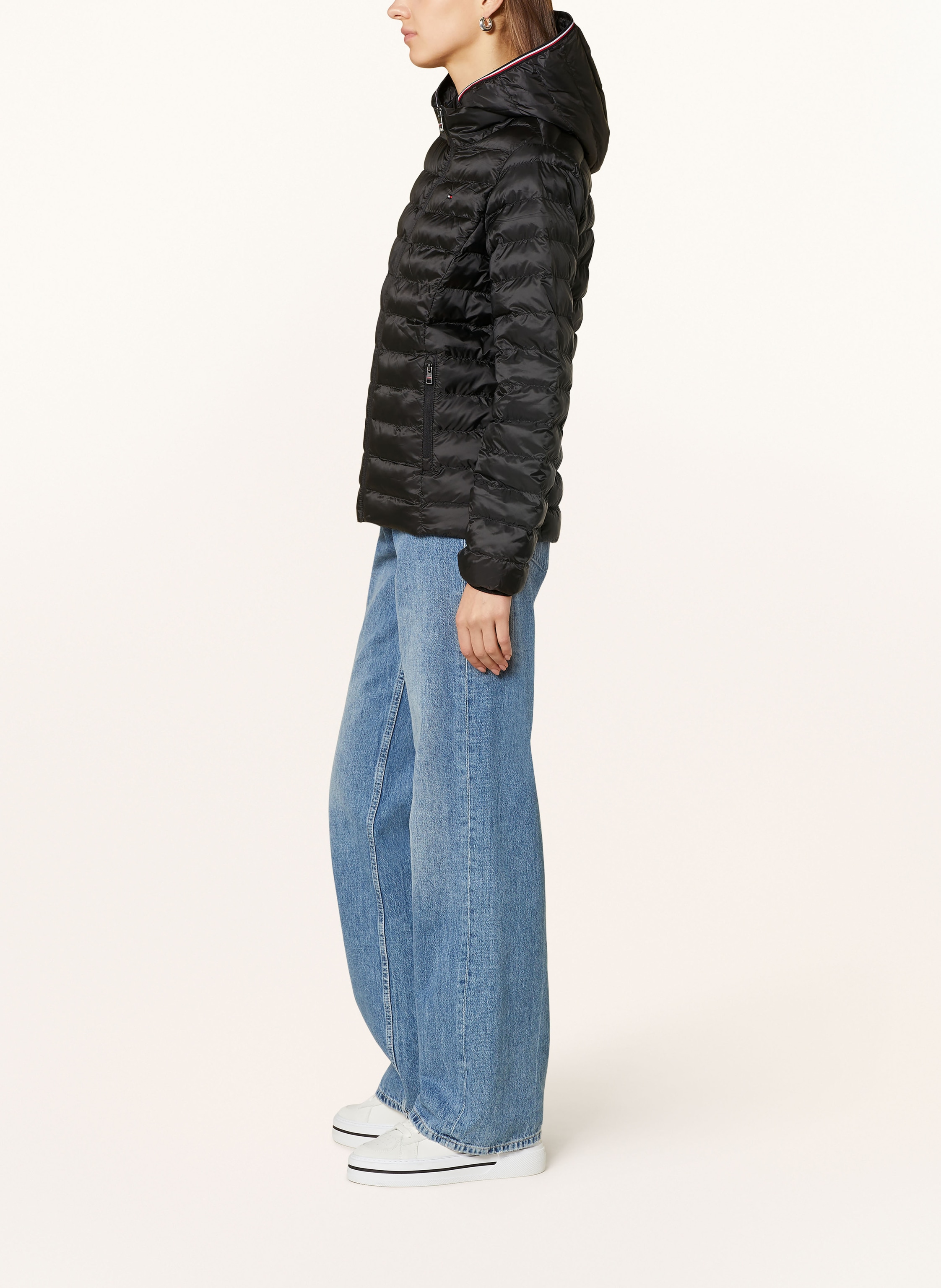 Thumbnail - Tommy Hilfiger Steppjacke Mit Abnehmbarer Kapuze schwarz