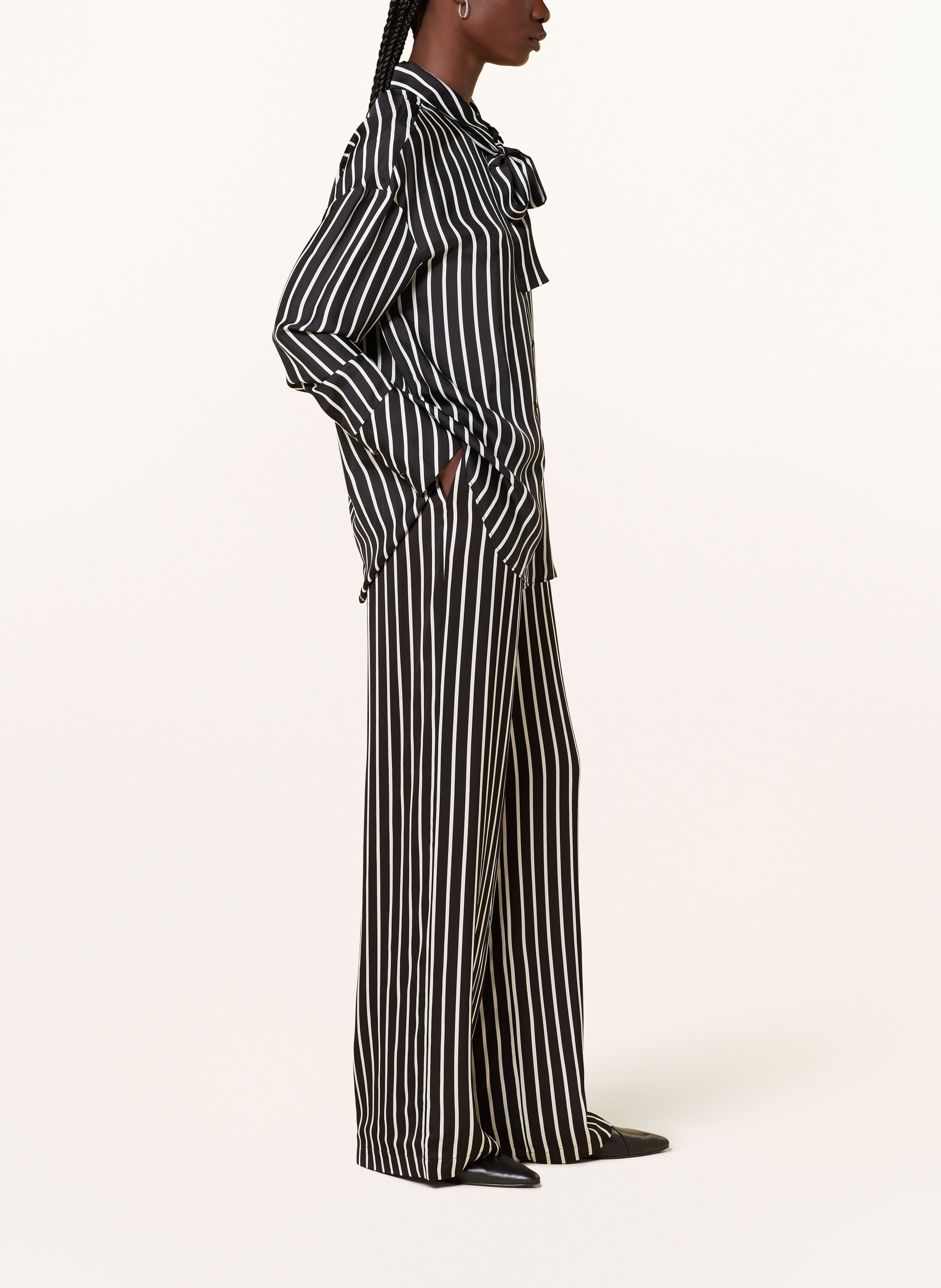 Thumbnail - Mrs & Hugs Marlenehose schwarz