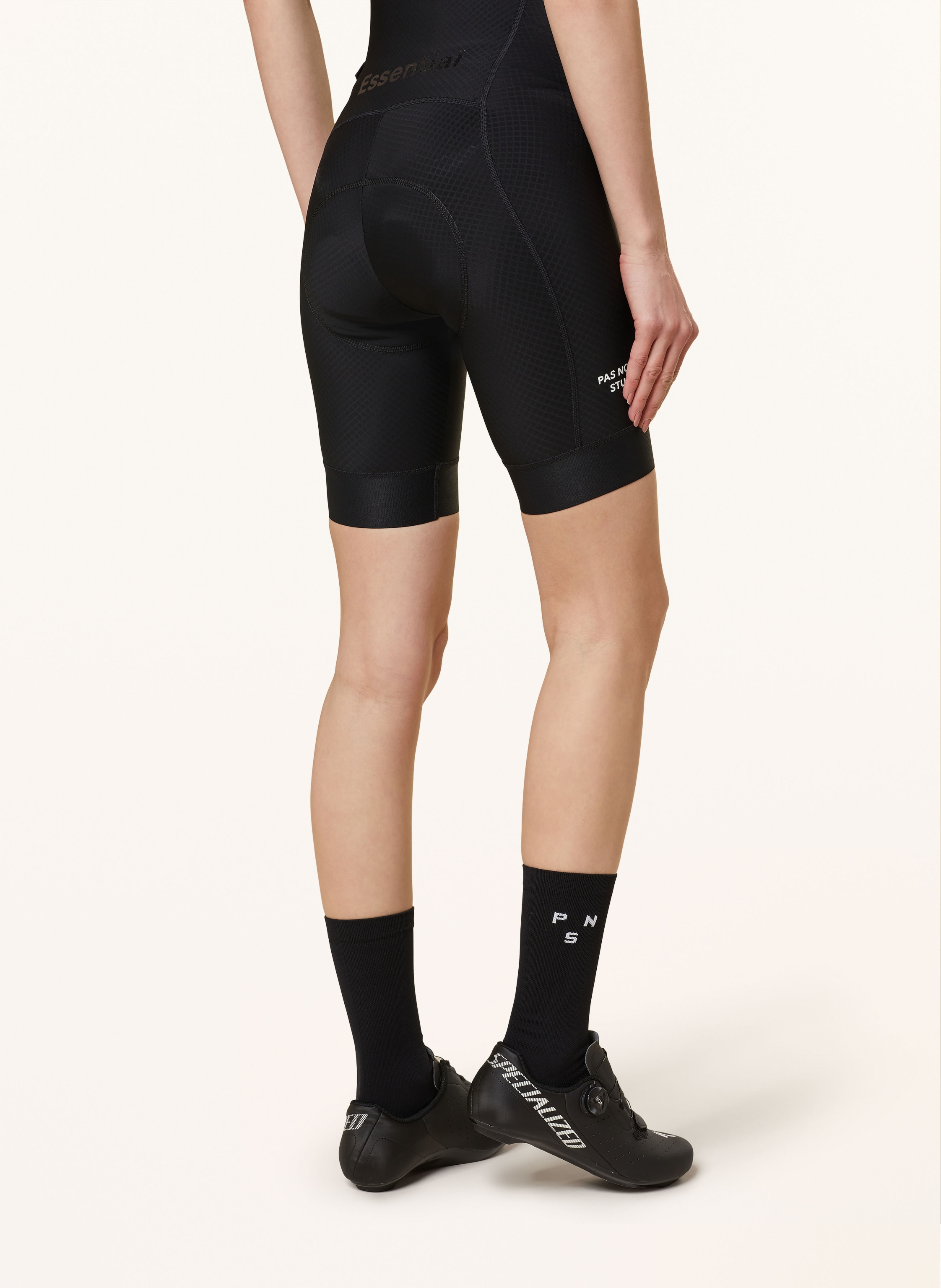 Thumbnail - Pas Normal Studios Radhose Essential Bib Mit Trägern Und Gepolstertem Einsatz schwarz