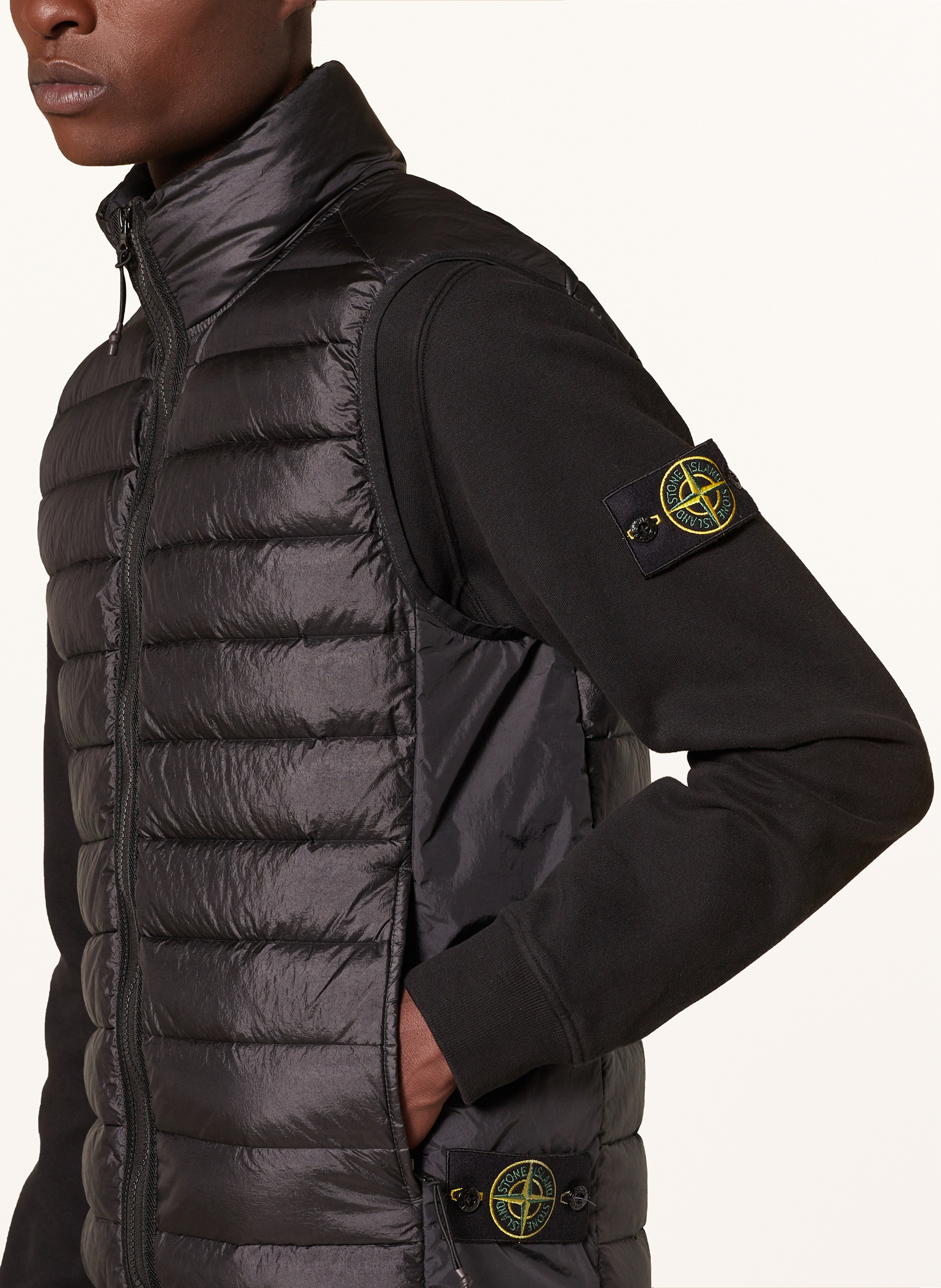 Thumbnail - Stone Island Daunenweste schwarz