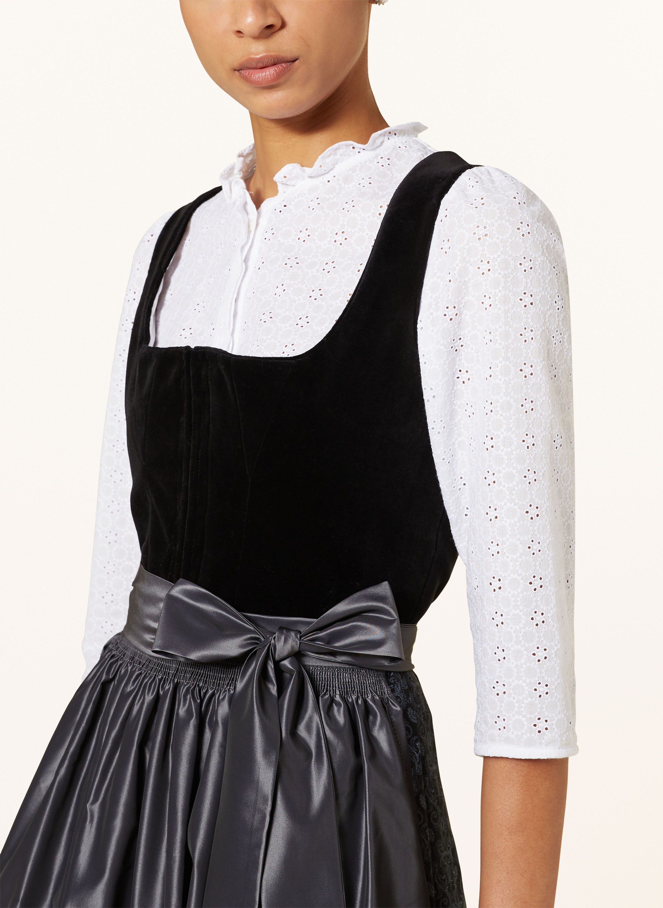 Thumbnail - Johann & Johanna Dirndl schwarz