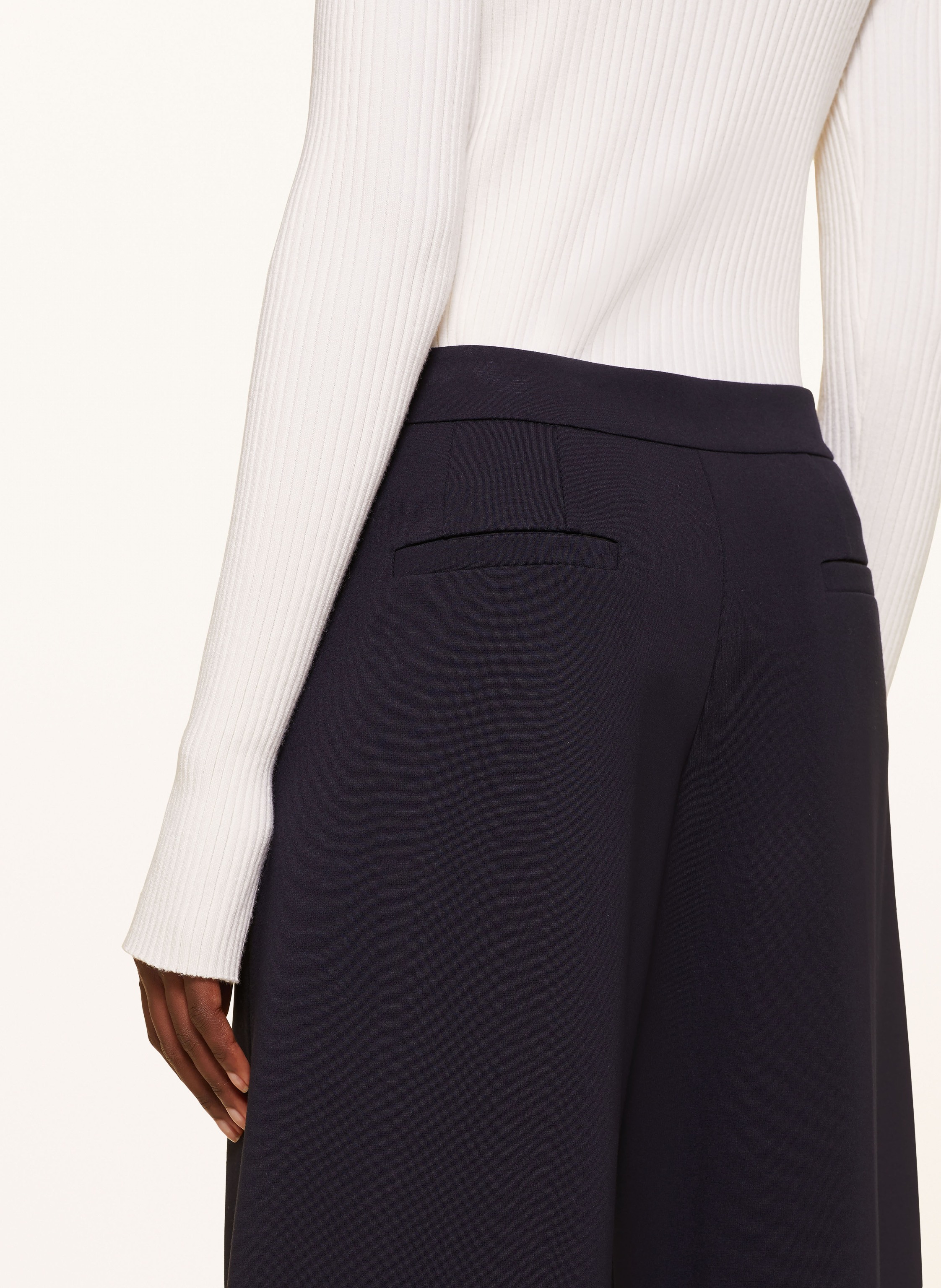 Thumbnail - Dorothee Schumacher Marlenehose Emotional Essence Aus Jersey blau