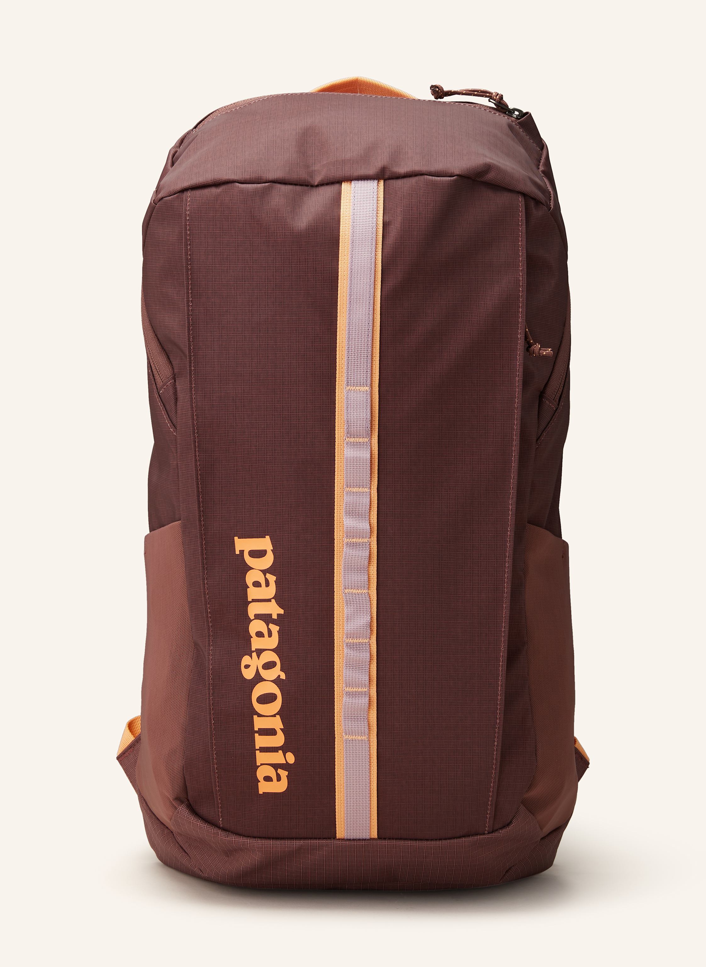 patagonia Rucksack BLACK HOLE 25 l mit Laptop Fach in braun hellorange
