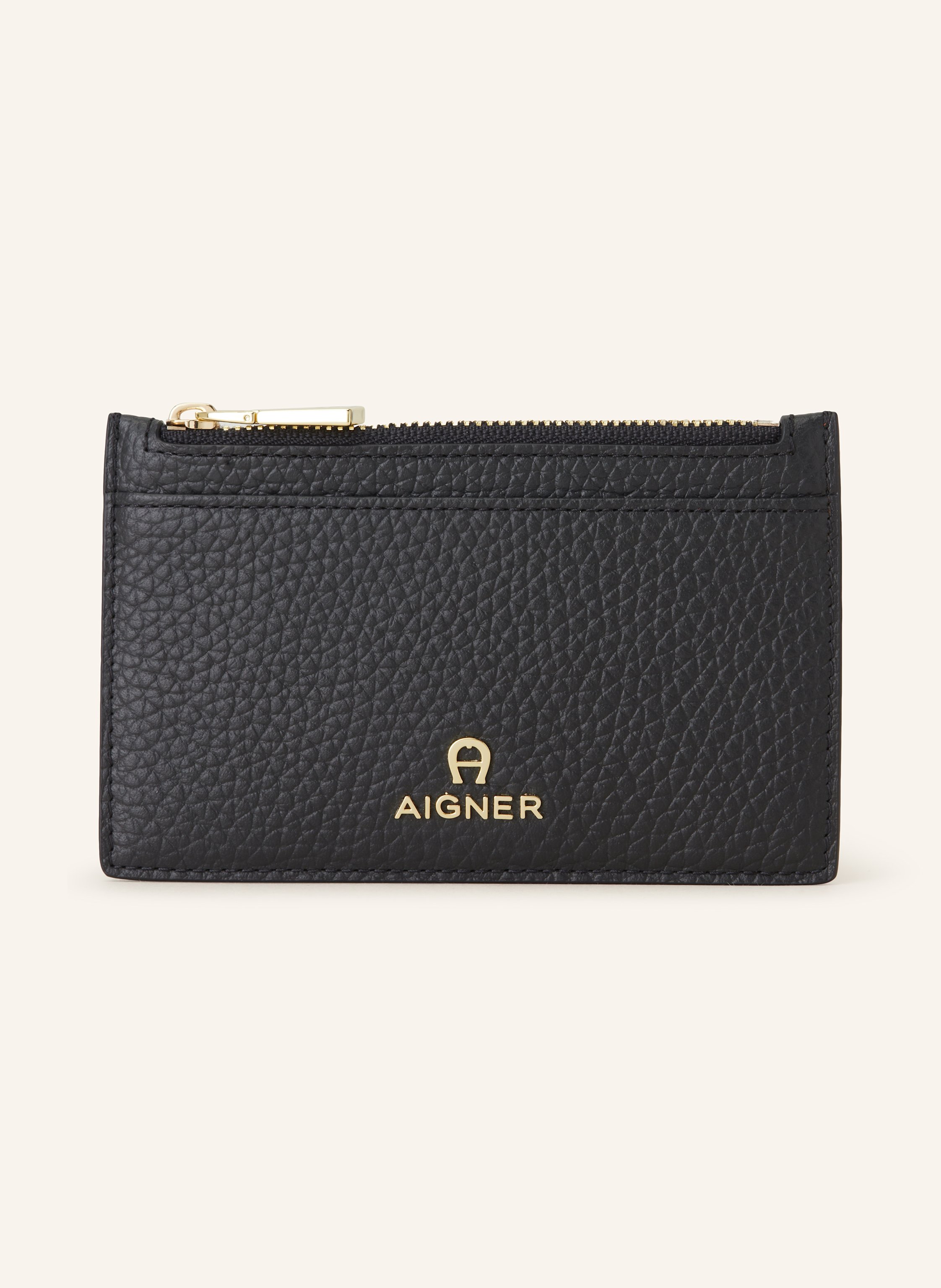 Aigner Genarbtes Leder. Münzfach mit Reißverschluss. Sechs Kartensteckfächer. Label-Badge auf der Front in schwarz