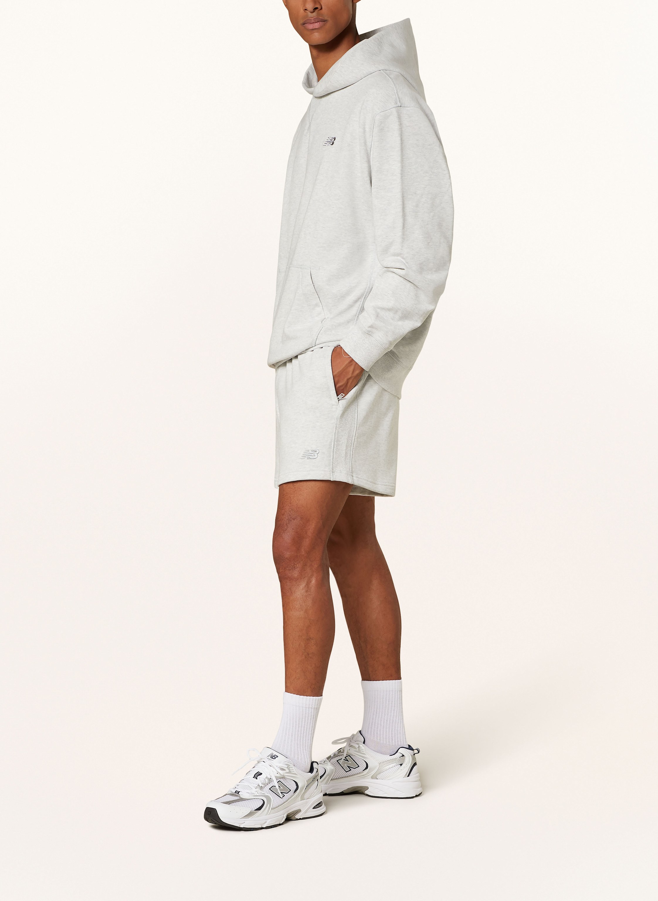 Thumbnail - New Balance Sweatshorts grau