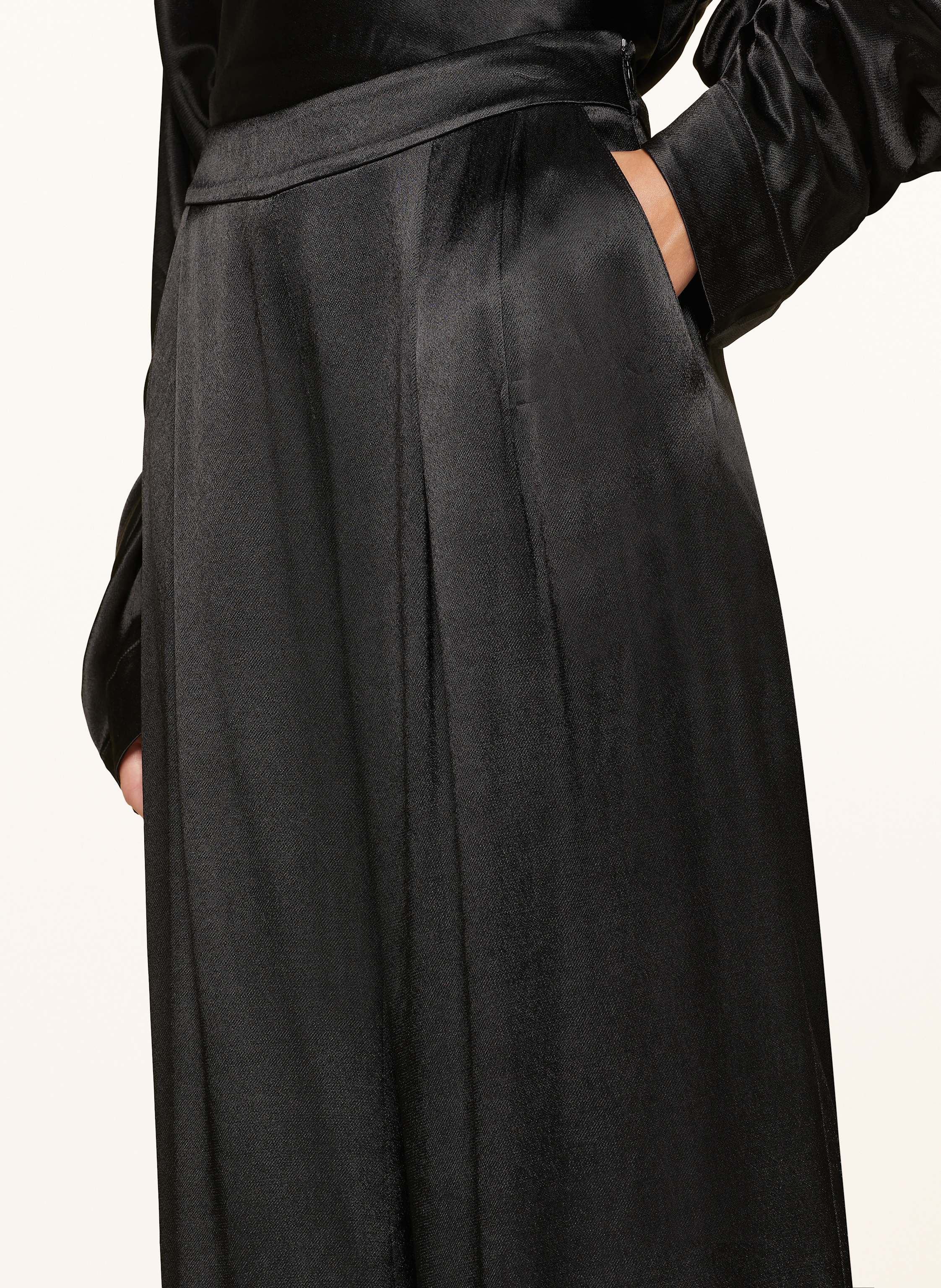 Thumbnail - Grace Marlenehose Aus Satin schwarz