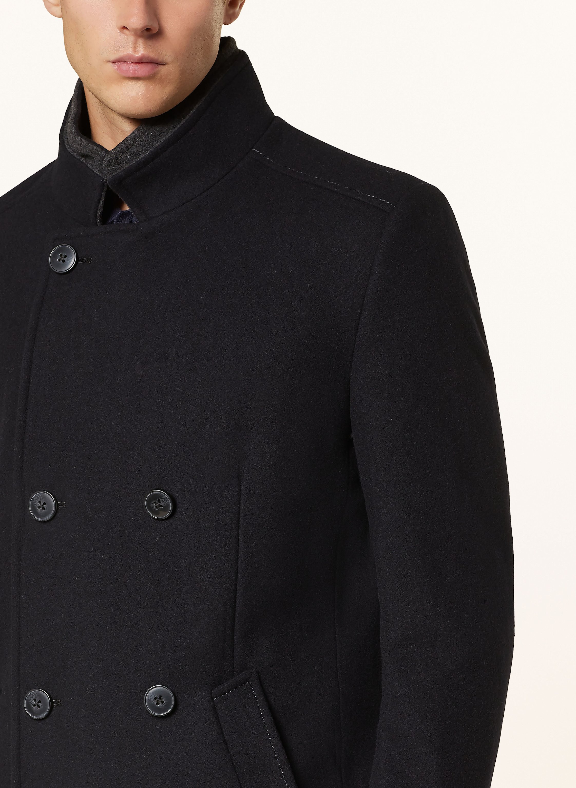 Thumbnail - Paul Mantel blau