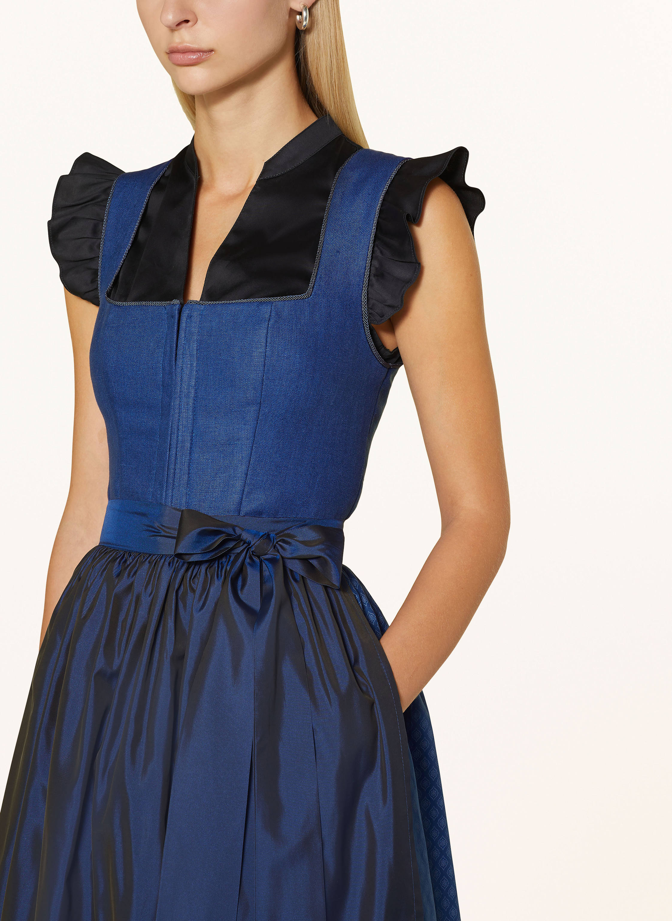Thumbnail - Kinga Mathe Dirndl Jubiläumsdirndl blau