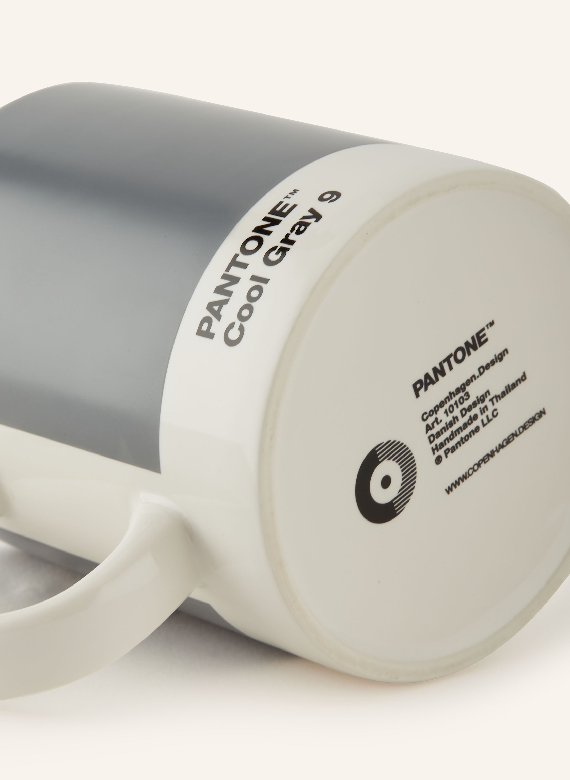 Thumbnail - Pantone Henkelbecher grau