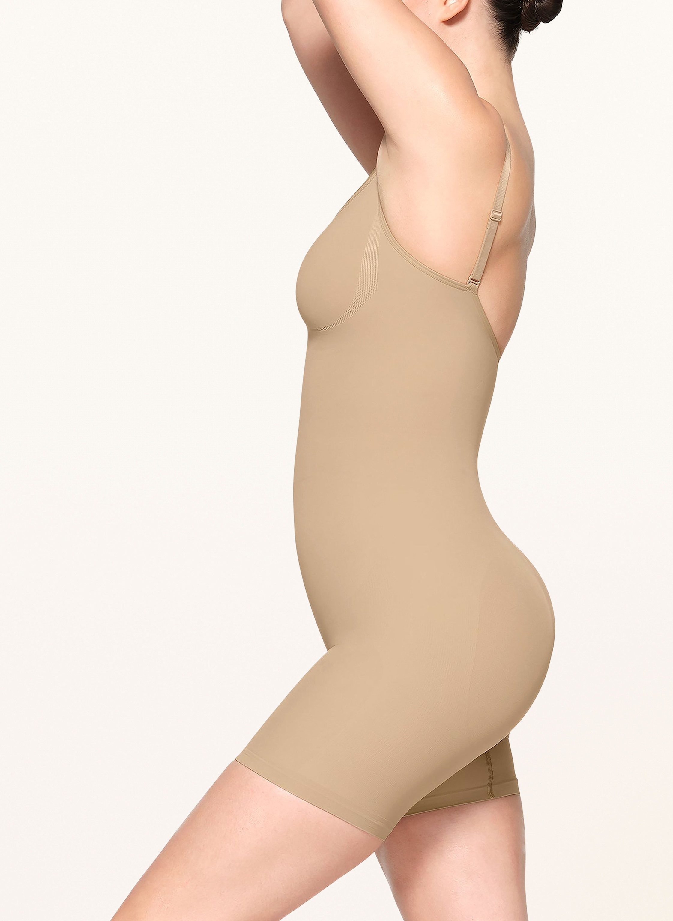 Thumbnail - Skims Shape-Body Seamless Sculpt beige