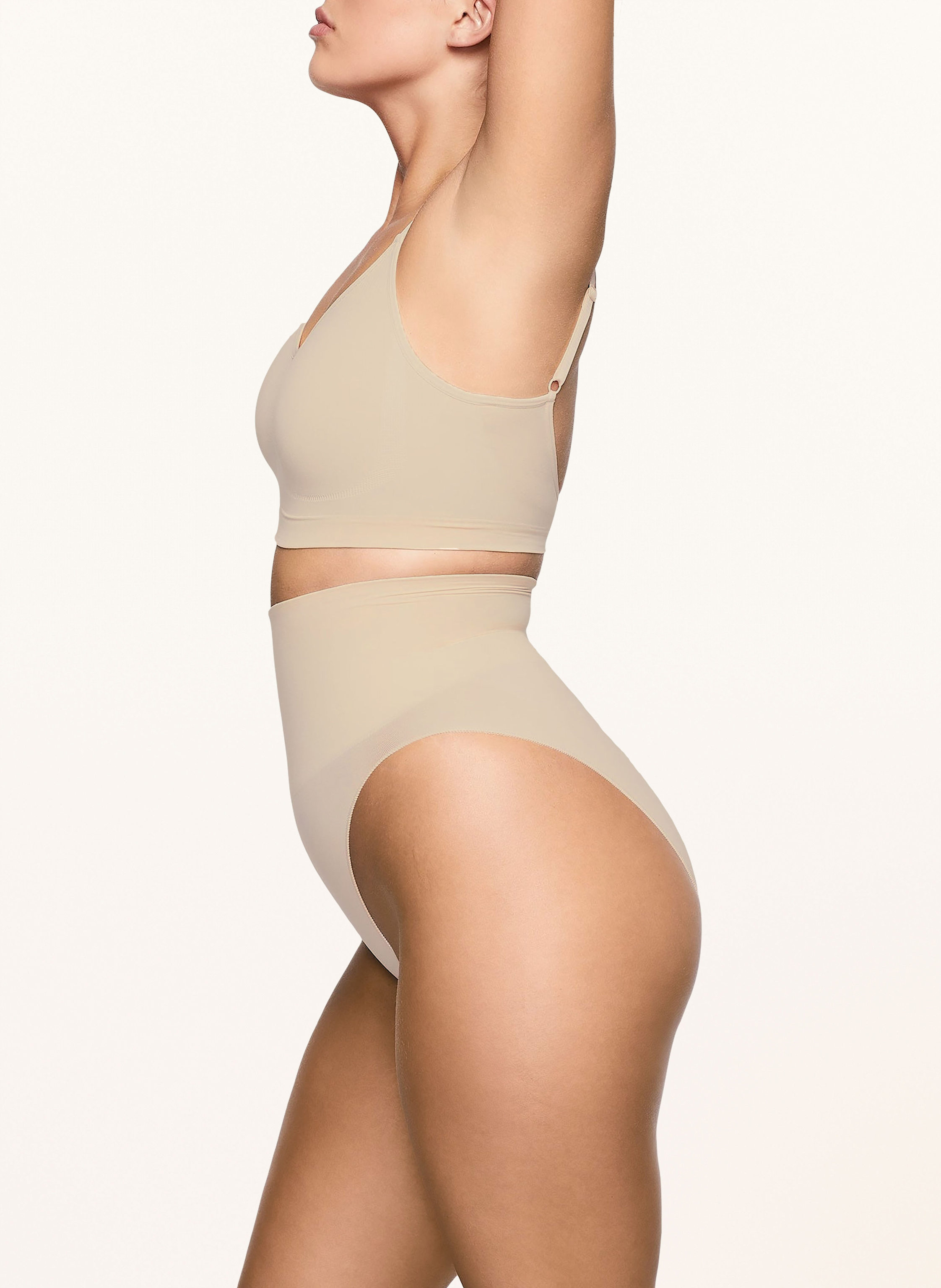 Thumbnail - Skims Bustier Seamless Sculpt beige
