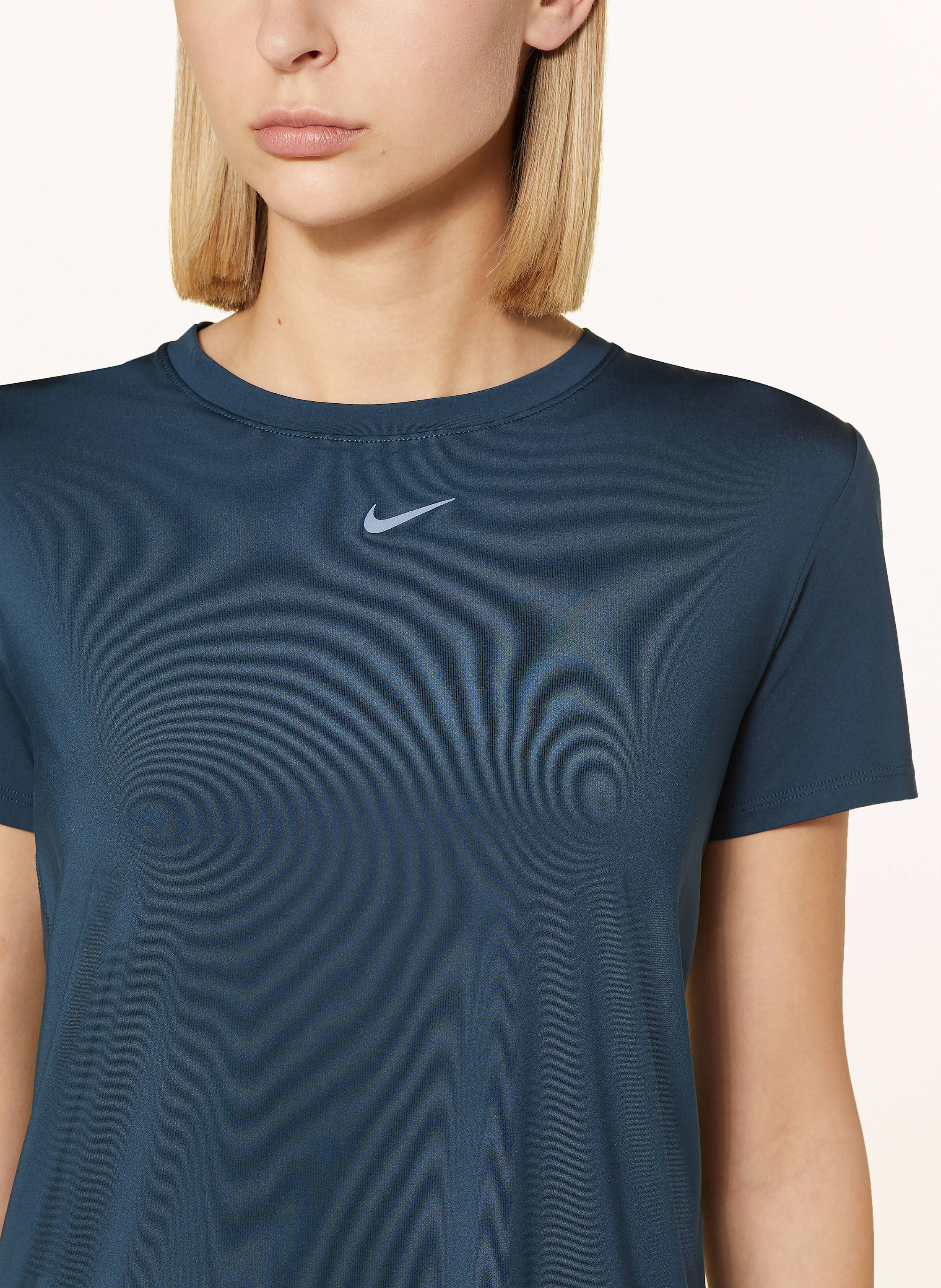 Thumbnail - Nike T-Shirt One Classic blau