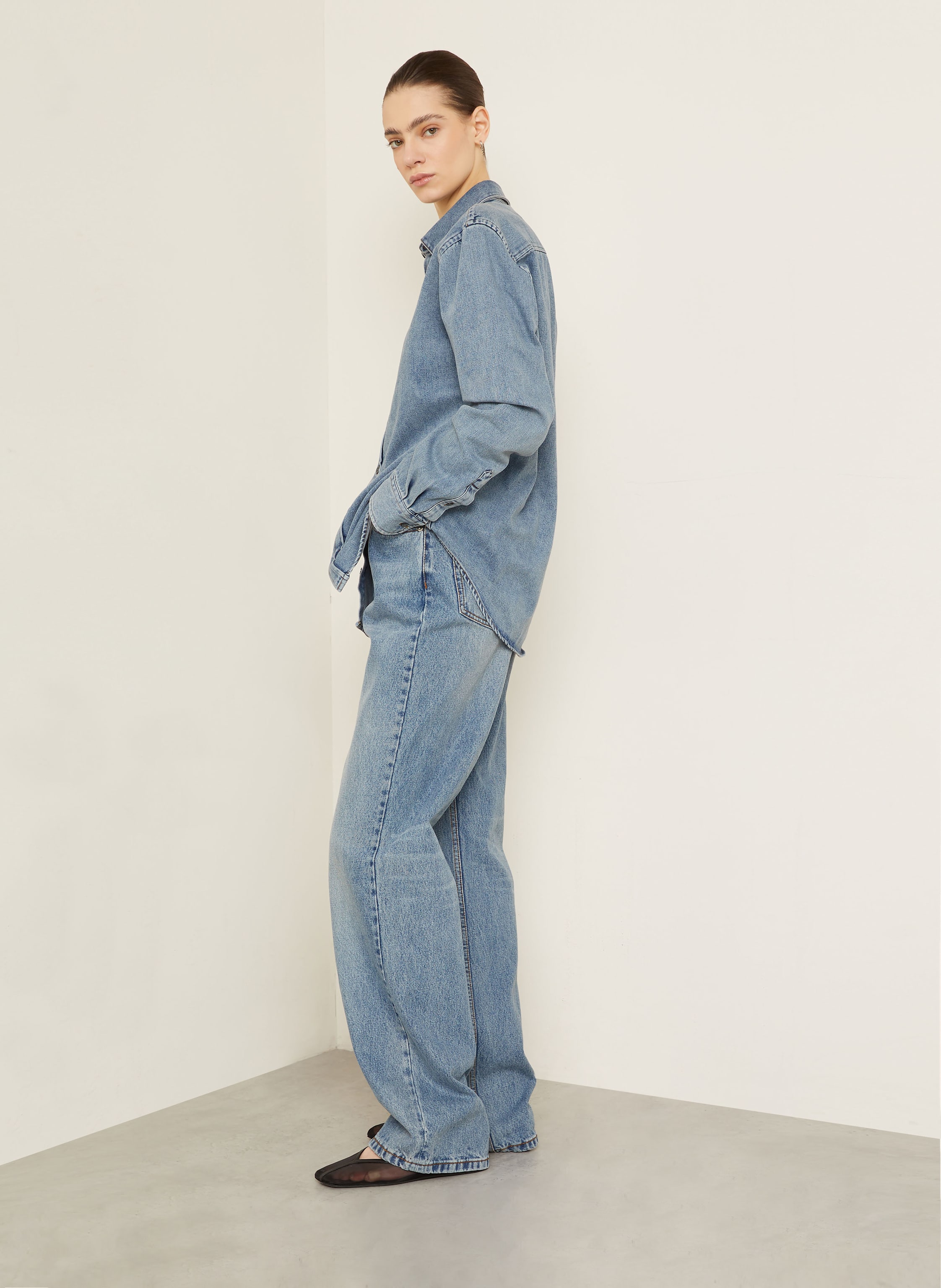 Thumbnail - Ami Paris Straight Jeans blau
