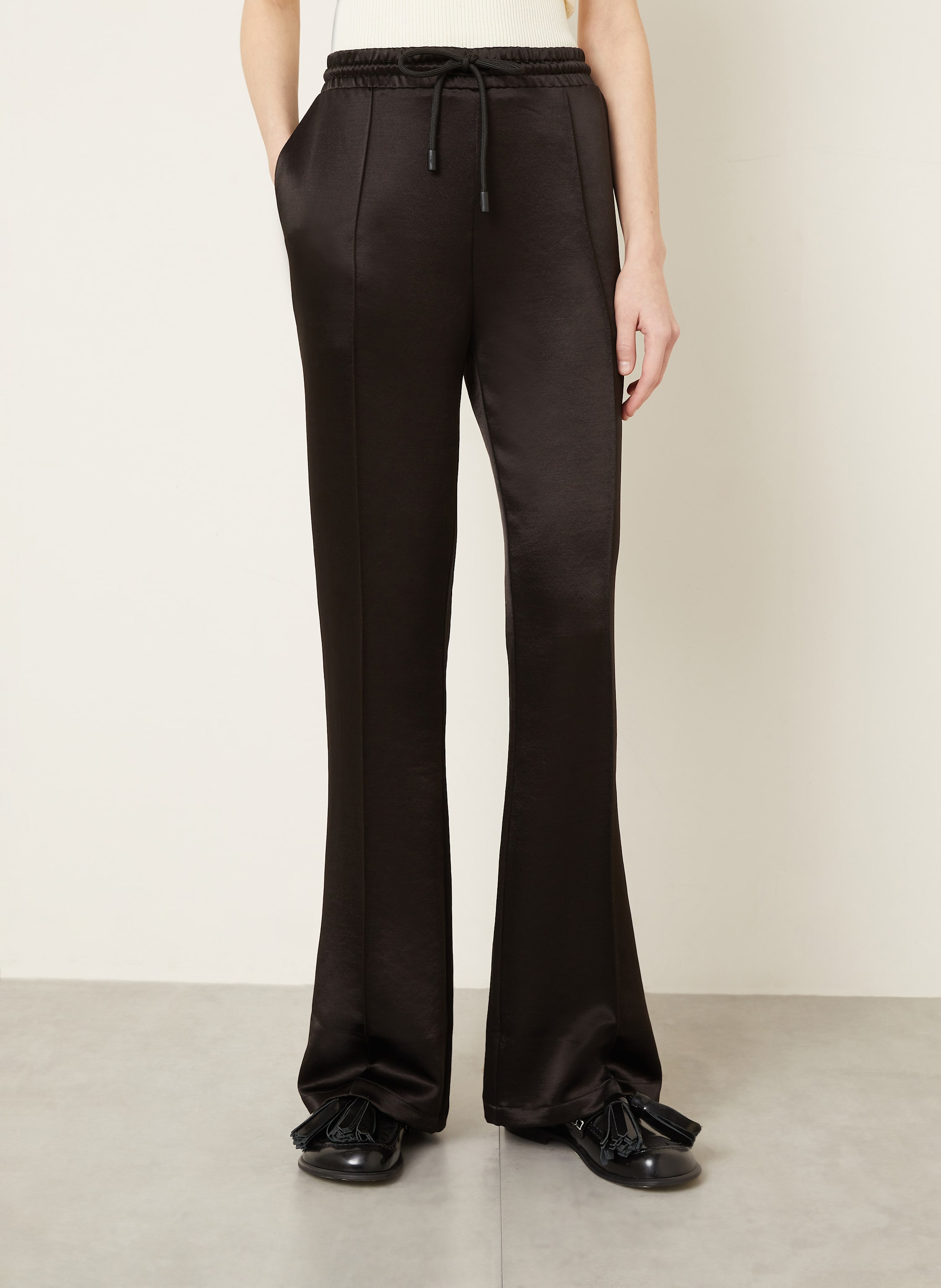 Thumbnail - Jw Anderson Marlenehose Aus Satin schwarz