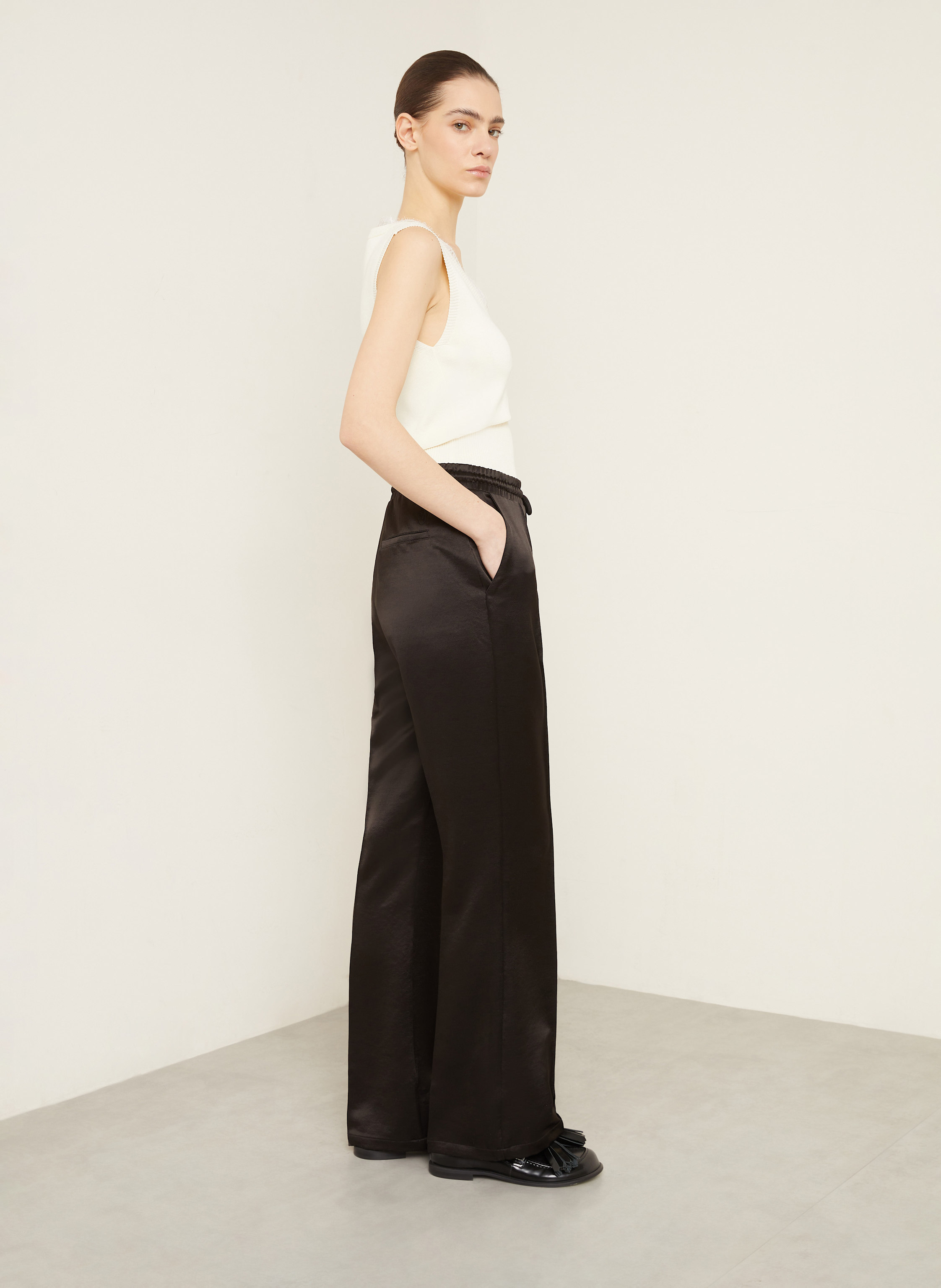 Thumbnail - Jw Anderson Marlenehose Aus Satin schwarz