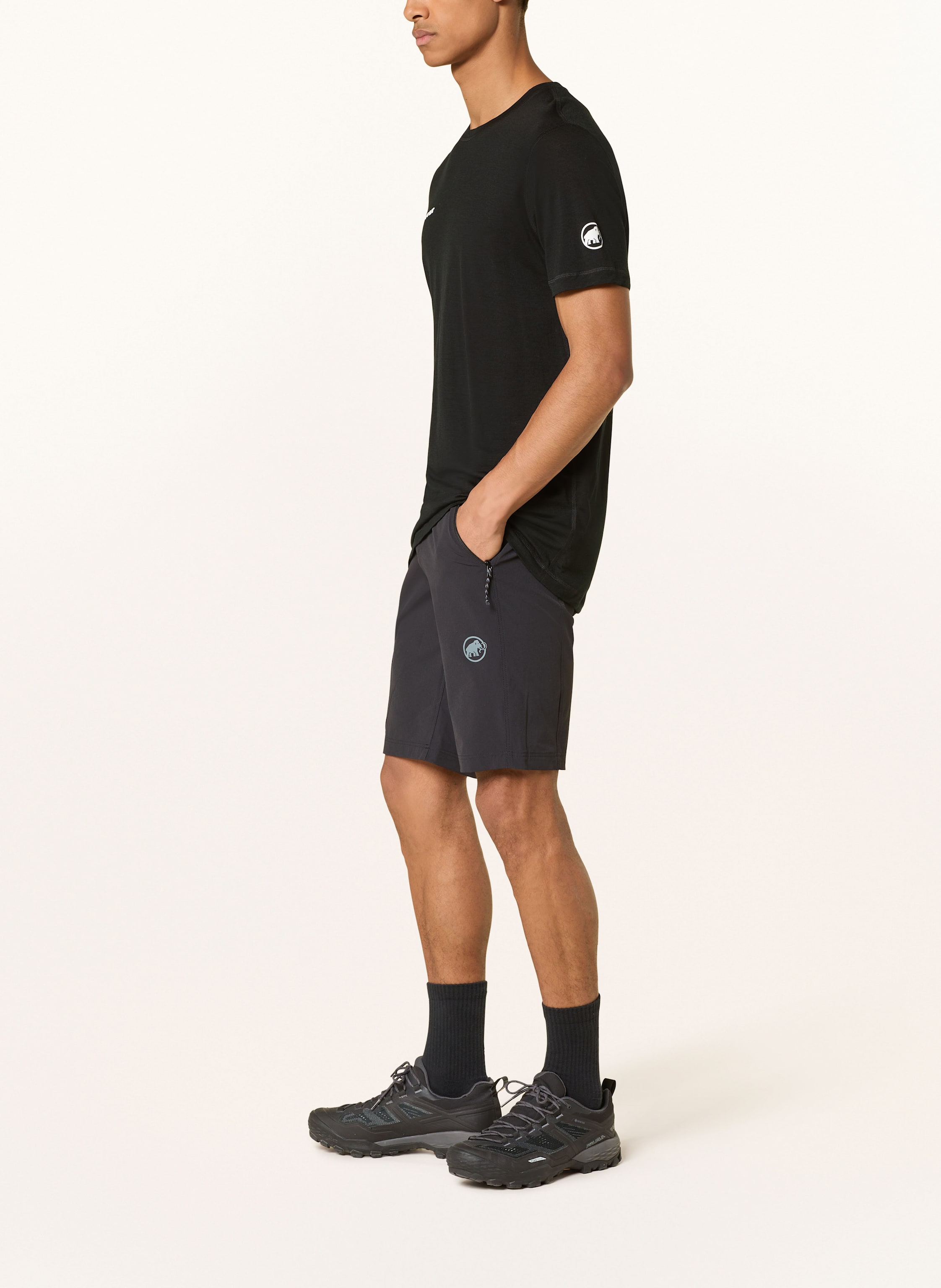 Thumbnail - Mammut Trekkingshorts Runbold Iv schwarz
