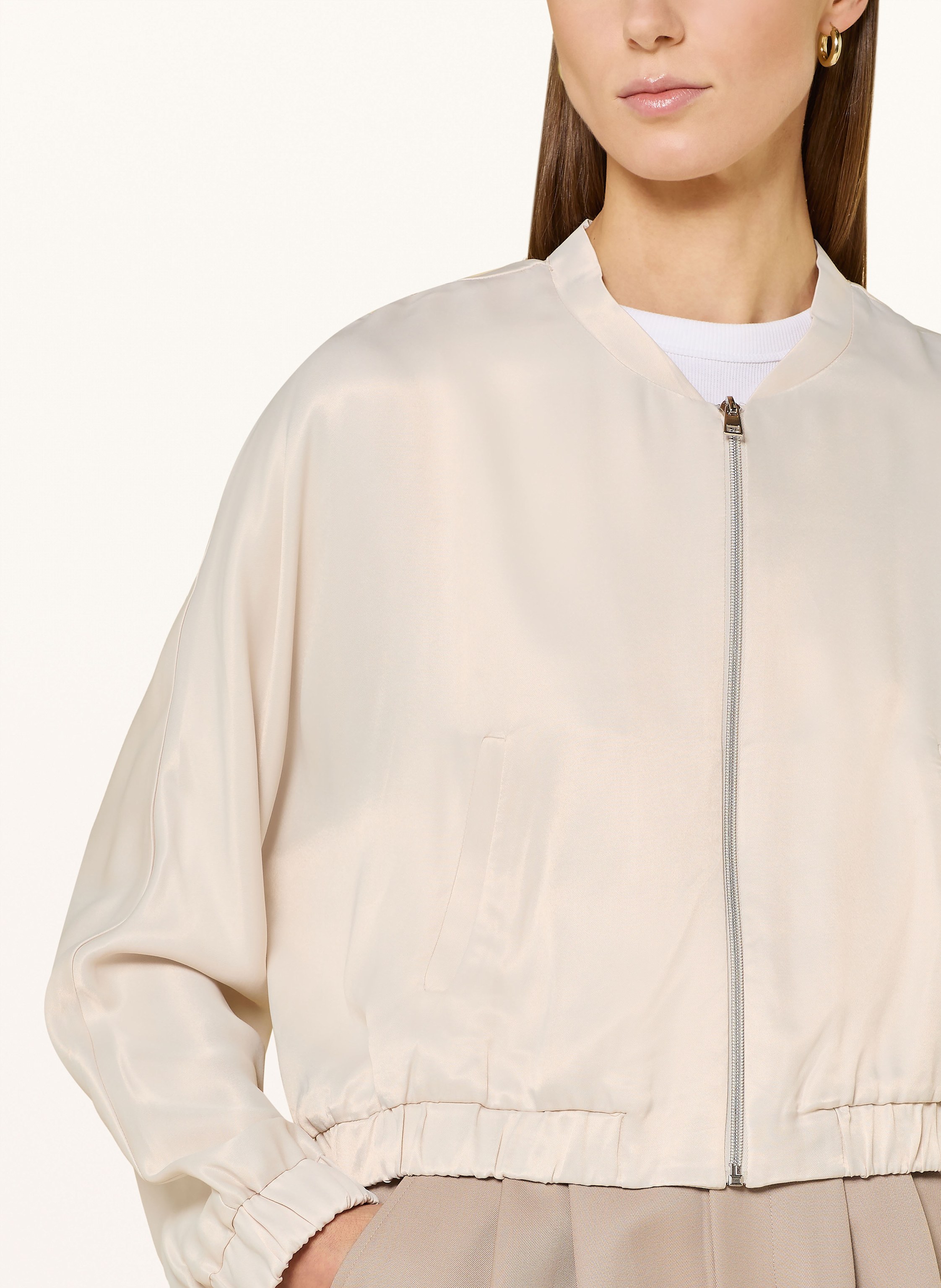 Thumbnail - More & More Blouson Aus Satin beige