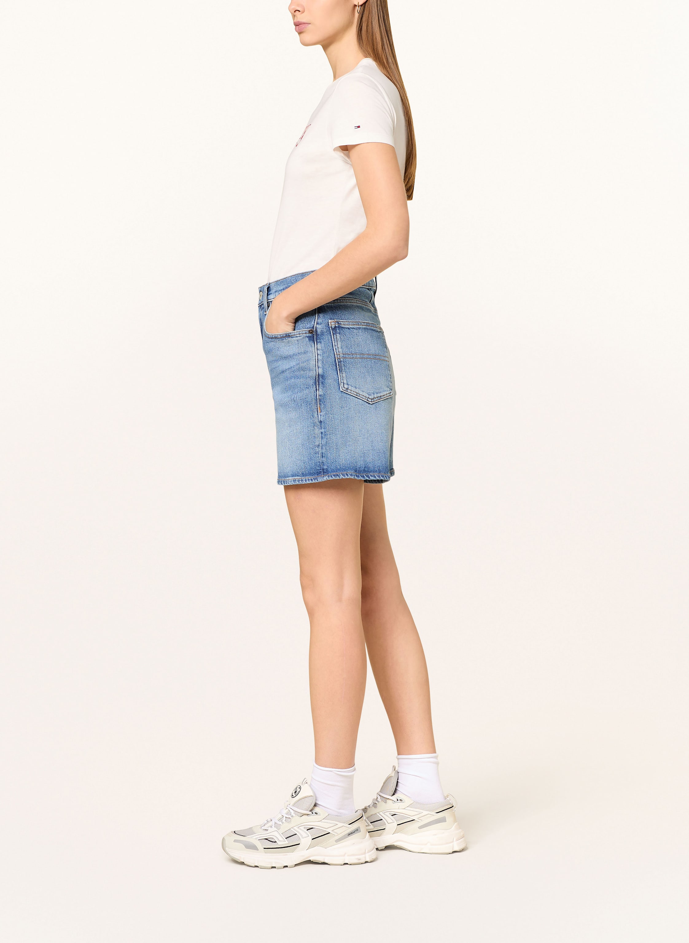 Thumbnail - Tommy Jeans Jeansshorts Mom Short blau