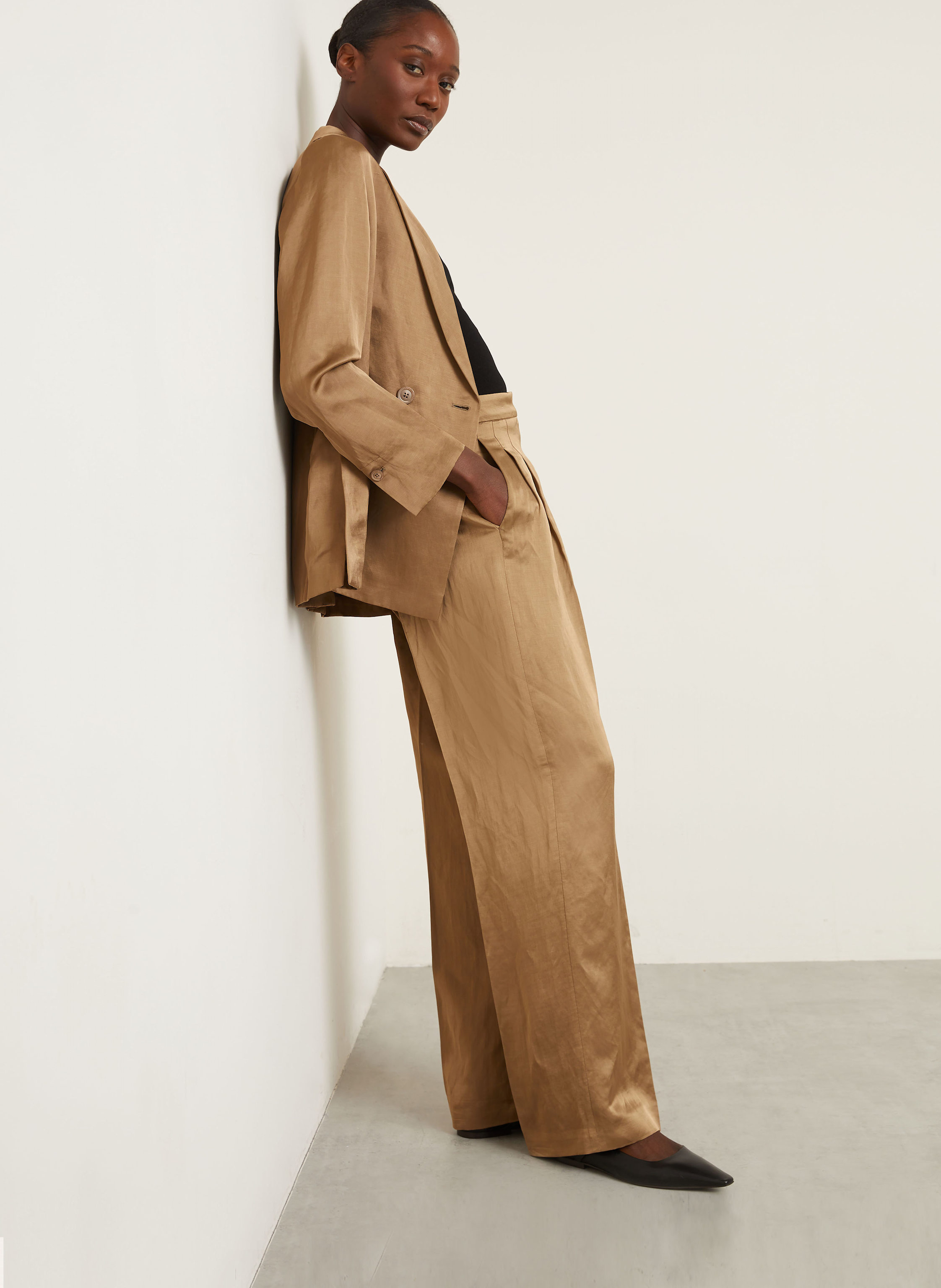 Thumbnail - Iris Von Arnim Satinhose Lainie Mit Leinen braun